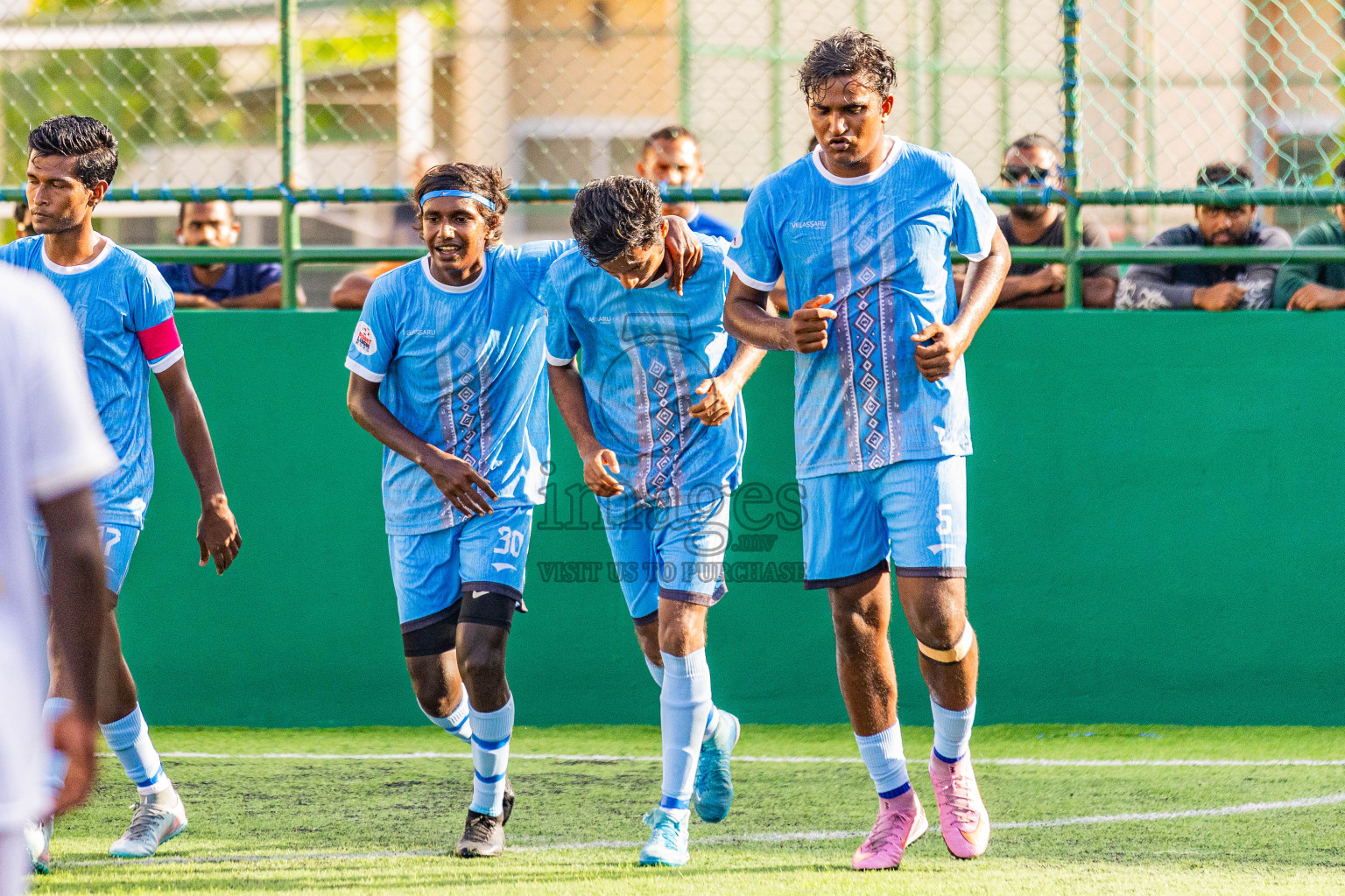 Velassaru vs Ozen Bolifushi in Resort League 2025 (South Male Zone) day 3 was held on Tuesday, 30th September 2025 in Crossroads's Maldives, Photos: Areef Adam / images.mv