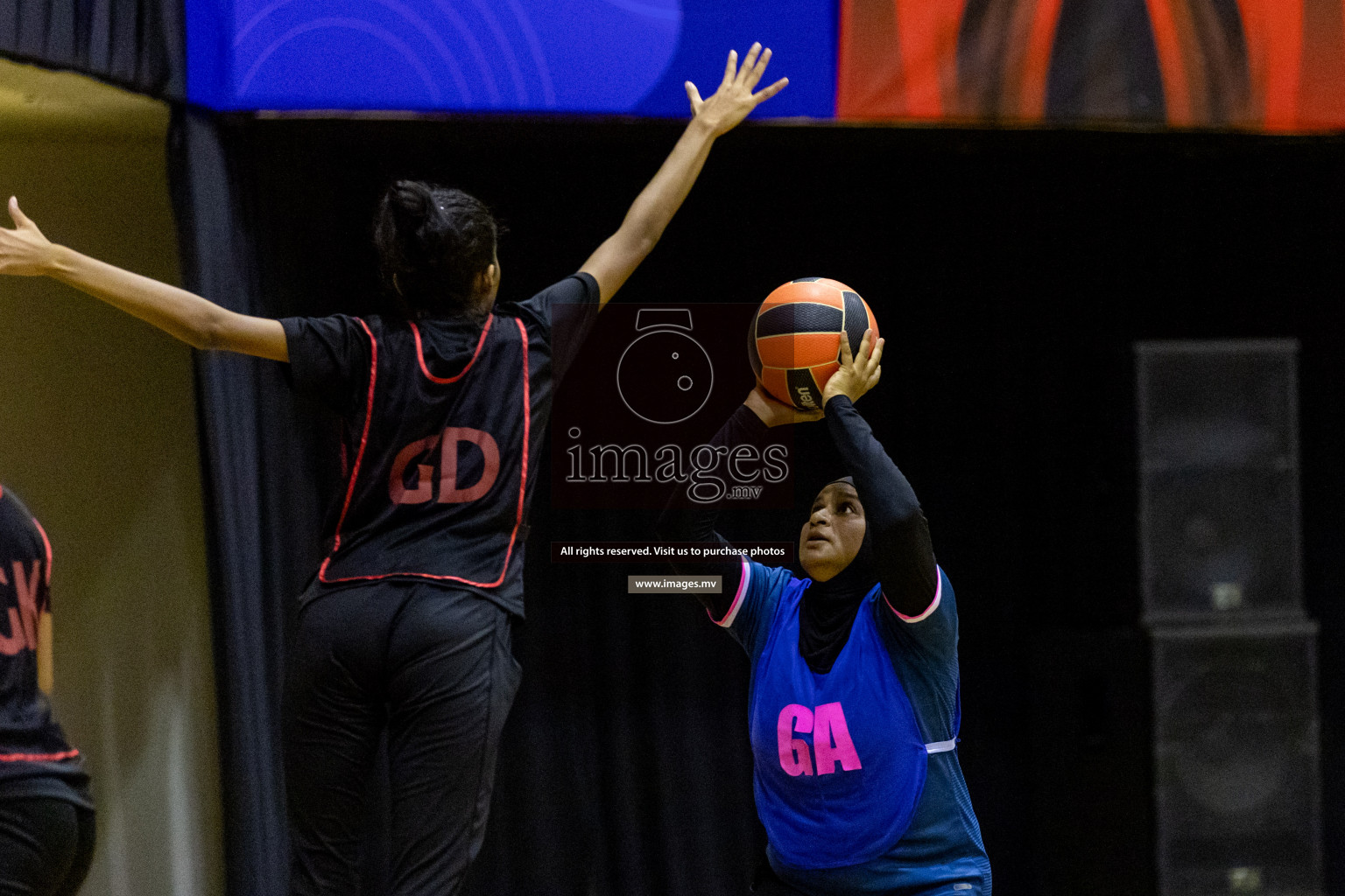 Xenith Sports Club vs Youth United Sports Club in the Milo National Netball Tournament 2022 on 18 July 2022, held in Social Center, Male', Maldives. Photographer: Shuu, Hassan Simah / Images.mv