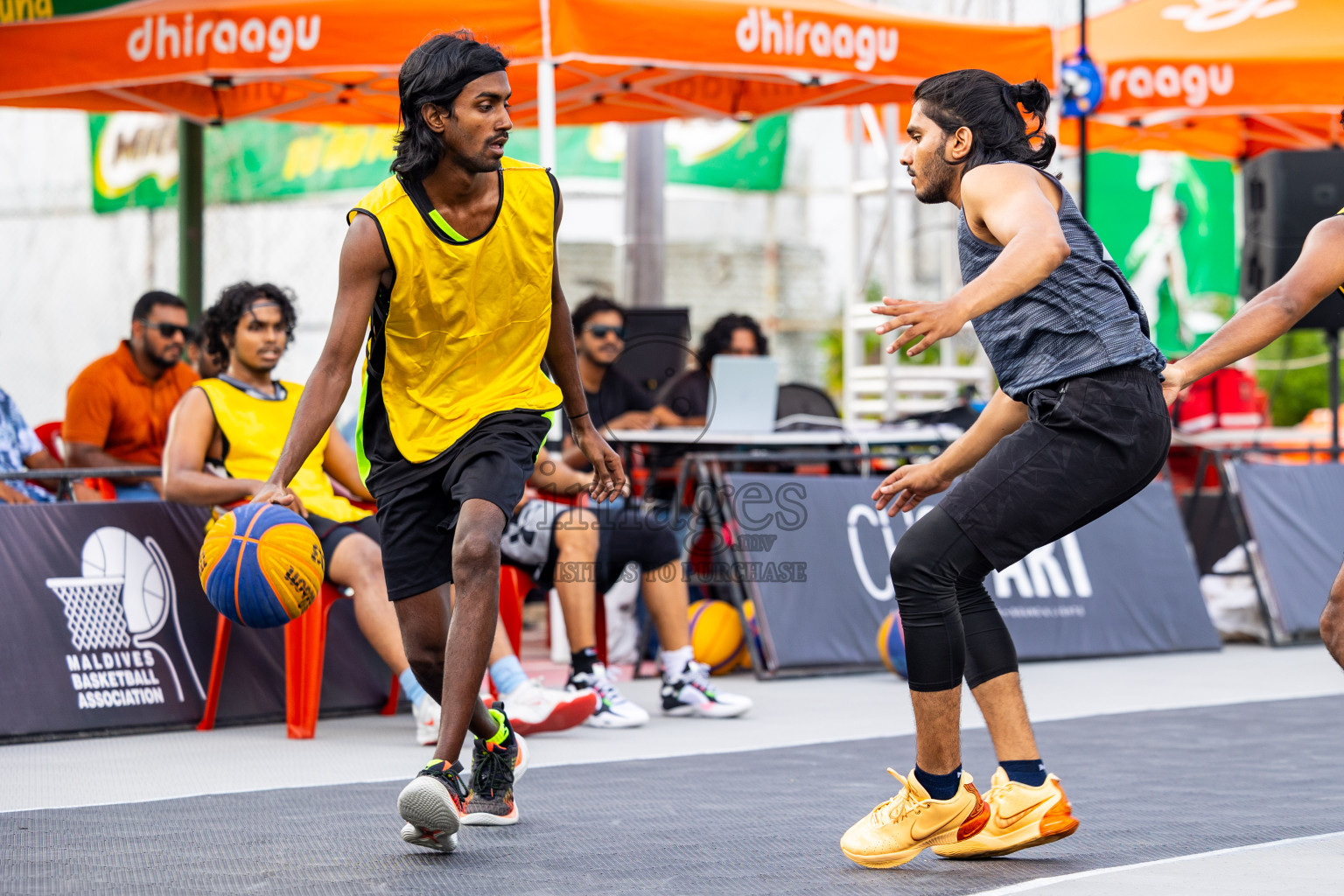 Day 5 of MILO Ramadan 3x3 Challenge 2024 was held in Ekuveni Outdoor Basketball Court at Male', Maldives on Saturday, 16th March 2024.
Photos: Mohamed Mahfooz Moosa / images.mv