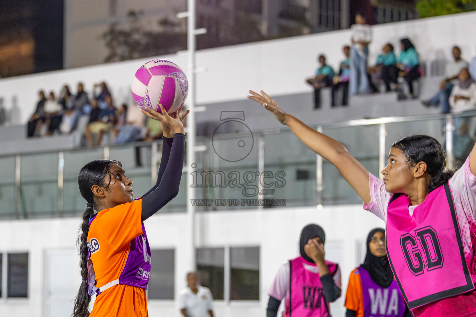 Invicto Sports Club vs N Sports Academy in Division 2 of National Netball Tournament 2025 held in Ekuveni Netball Court at Male', Maldives on Wednesday, 21st May 2025. Photos: Mohamed Mahfooz Moosa / images.mv