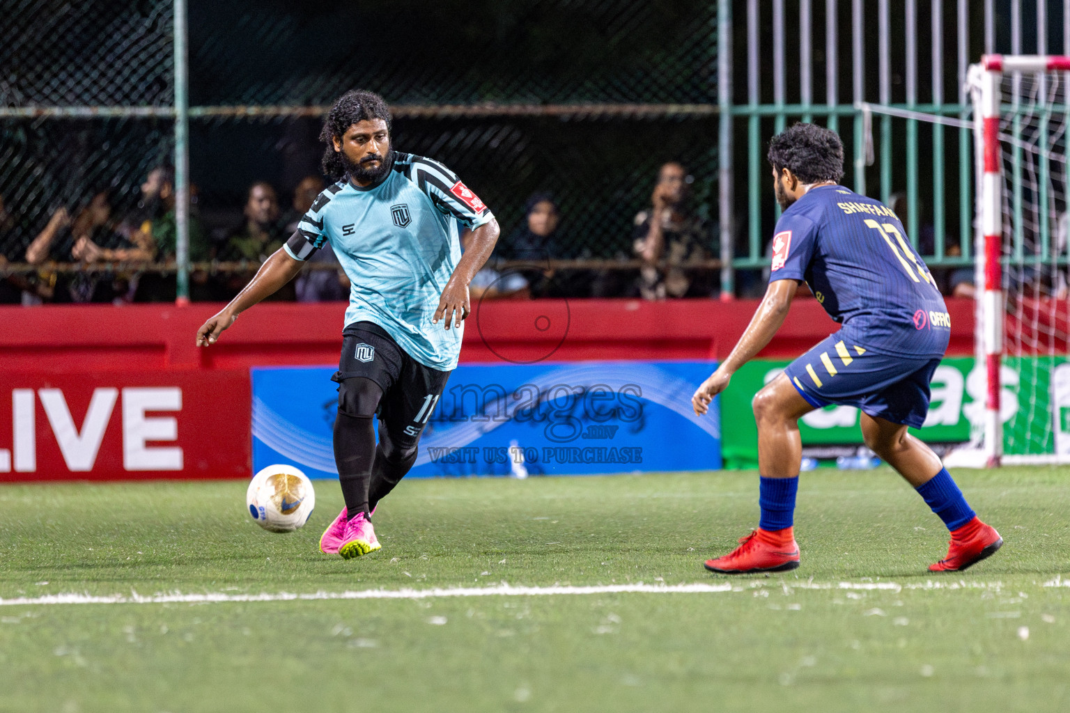 M Muli vs M Naalaafushi in Day 12 of Golden Futsal Challenge 2025 was held on Thursday, 16th January 2025, in Hulhumale', Maldives.
Photos: Hassan Simah / images.mv