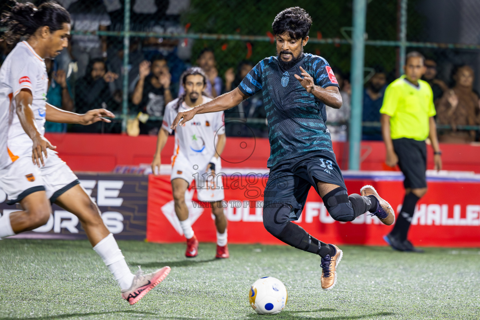 Th Hirilandhoo vs Th Buruni in Day 10 of Golden Futsal Challenge 2025 was held on Tuesday, 14th January 2025, in Hulhumale', Maldives Photos: Ismail Thoriq / images.mv