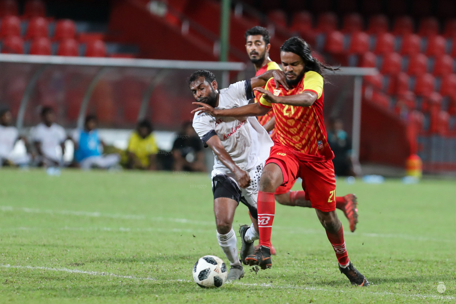 Dhiraagu Dhivehi Premier League 2018 - Green Streets vs Victory in Male, Maldives, Thursday November 29, 2018. (Images.mv Photo/ Ismail Thoriq)