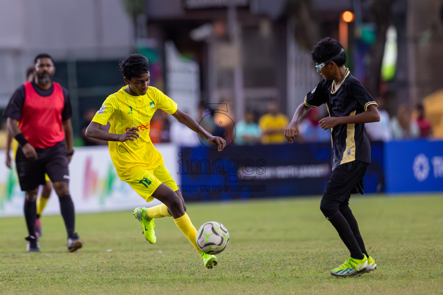 Eagles vs Maziya (U14) in Dhivehi Youth League 2024 - Day 2. Matches held at Henveiru Stadium on 22nd November 2024 , Friday. Photos: Shuu Abdul Sattar/ Images.mv