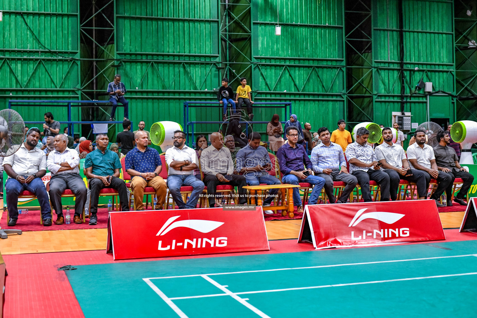 Final of 6th Office Company Badmintion Championship held in Male', Maldives Photos: Nausham Waheed / Images.mv