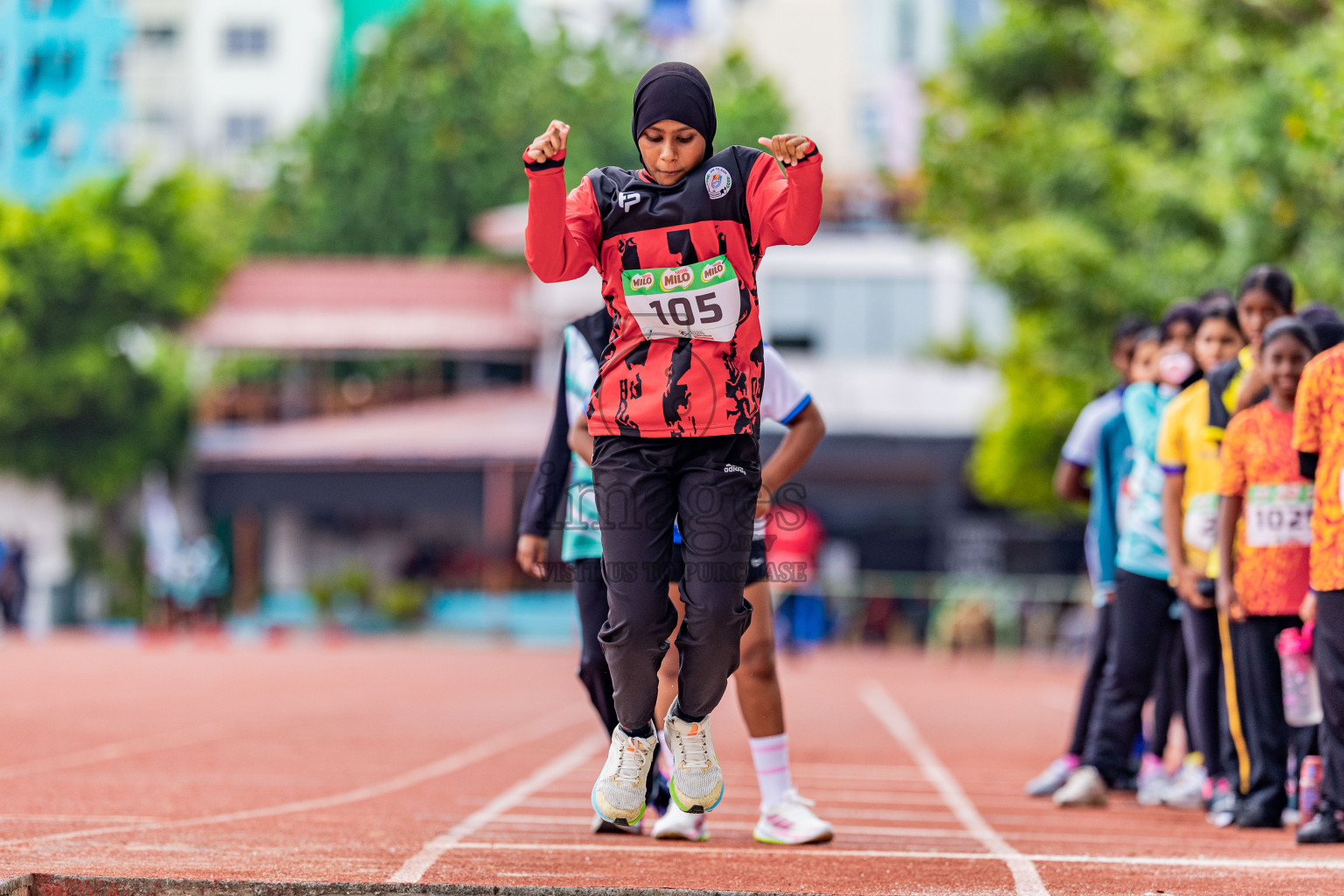 Day 4 of Inter-school Athletics Championship 2025 held in Ekuveni Synthetic Track, Male', Maldives on Thursday, 09th October 2025. Photos by: Areef Adam / Images.mv