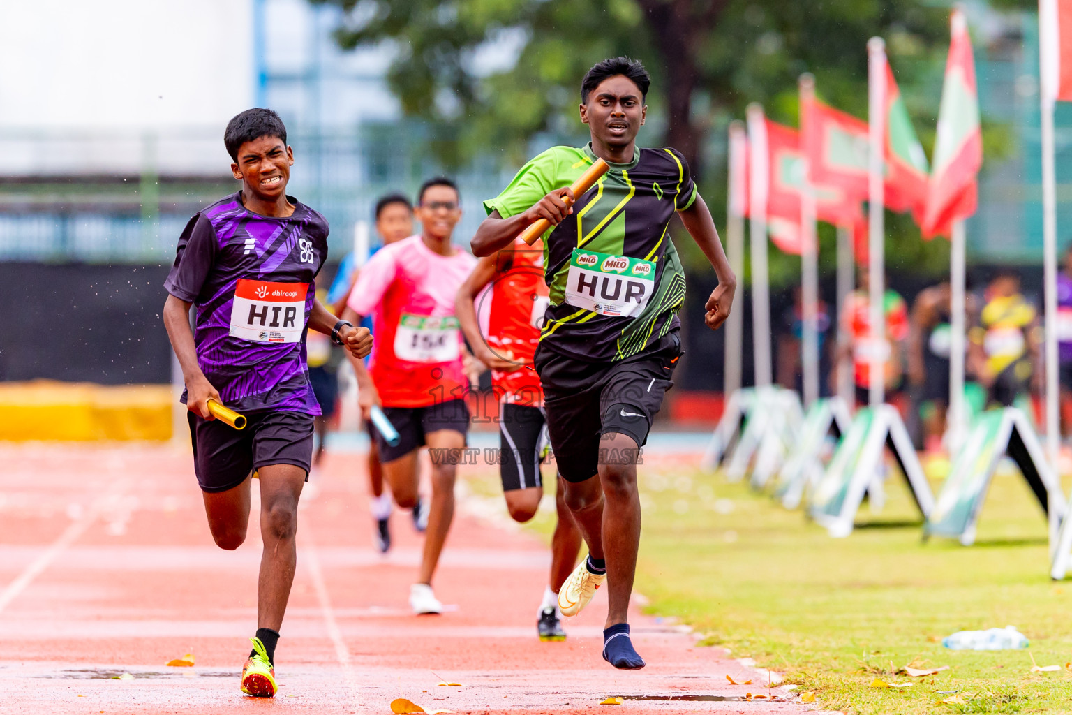Day 6 of Inter-school Athletics Championship 2025 held in Ekuveni Synthetic Track, Male', Maldives on Sunday, 12th October 2025. Photos by: Nausham Waheed / Images.mv