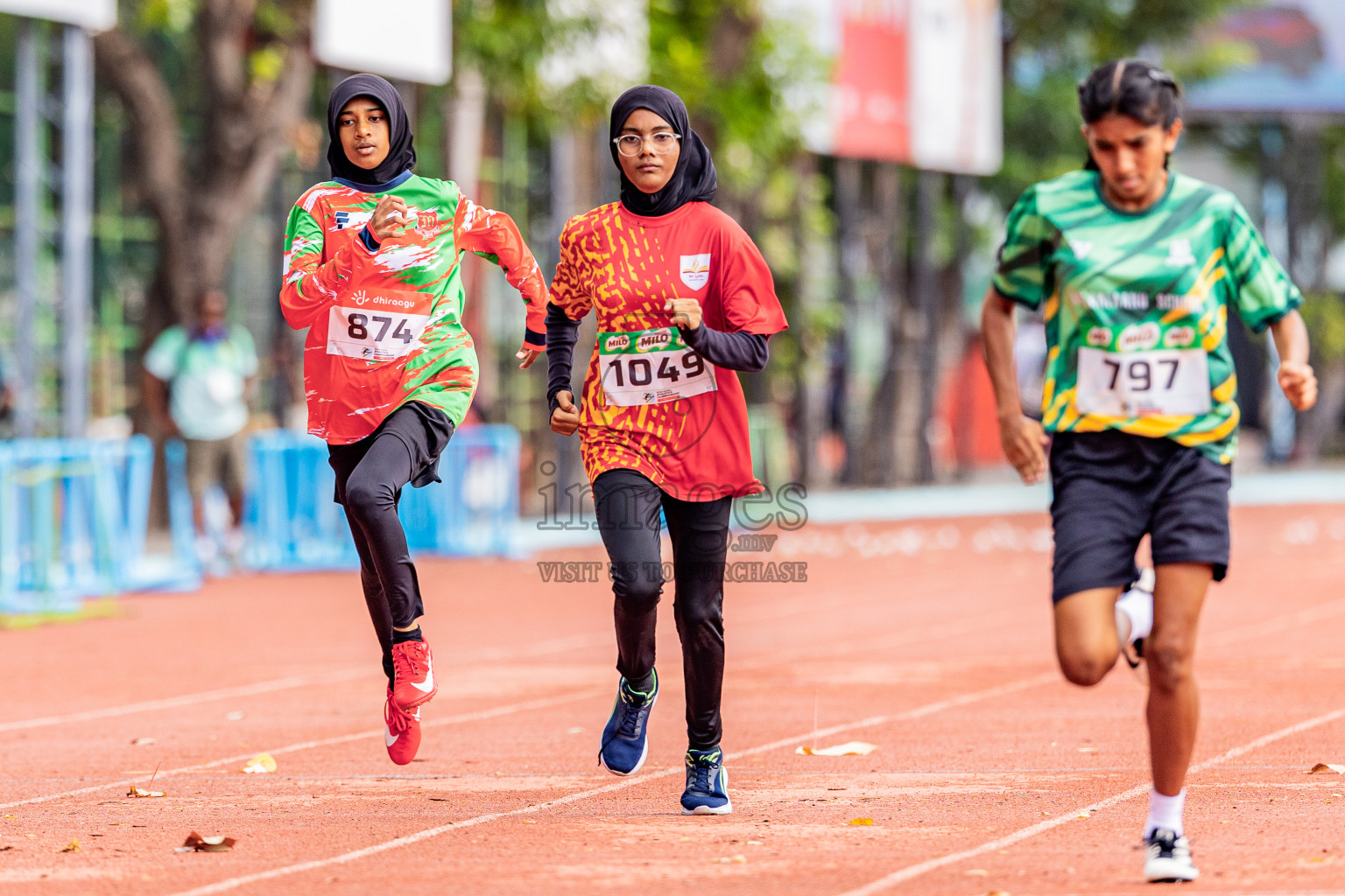 Day 4 of Inter-school Athletics Championship 2025 held in Ekuveni Synthetic Track, Male', Maldives on Thursday, 09th October 2025. Photos by: Areef Adam / Images.mv