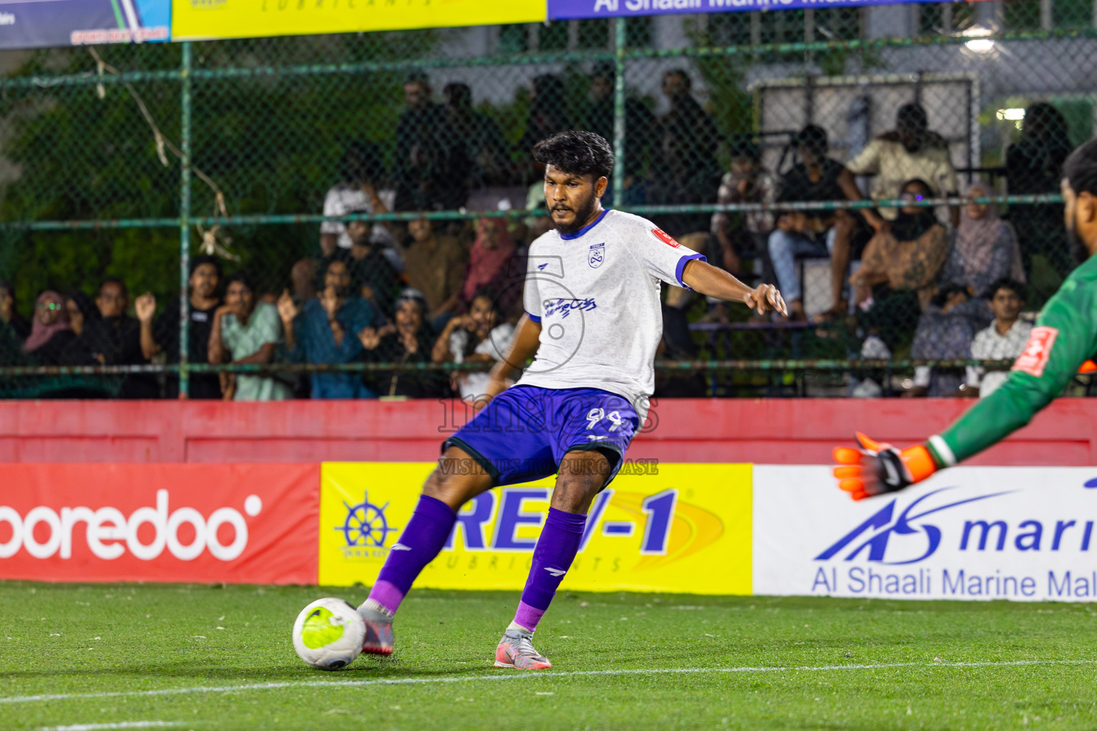 Dh Kudahuvadhoo  vs F Bilehdhoo on Day 34 of Golden Futsal Challenge 2024 was held on Monday, 19th February 2024, in Hulhumale', Maldives
Photos: Mohamed Mahfooz Moosa / images.mv