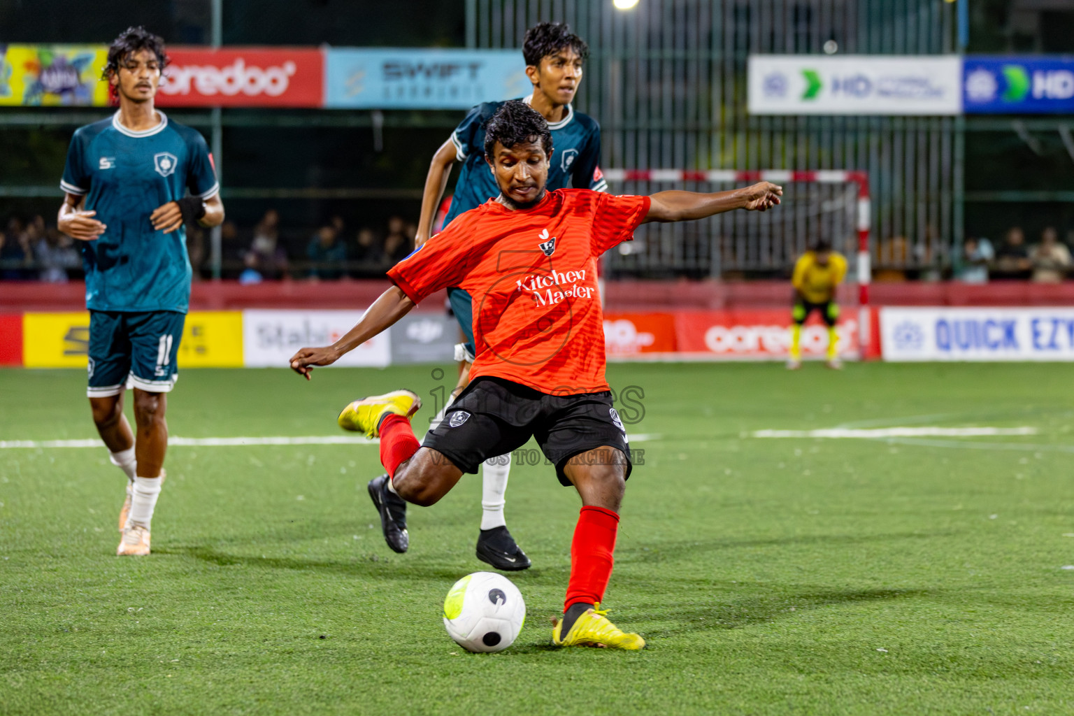 Sh. Kanditheemu VS R. Dhuvaafaru on Day 35 of Golden Futsal Challenge 2024 was held on Tuesday, 20th February 2024, in Hulhumale', Maldives 
Photos: Hassan Simah, / images.mv