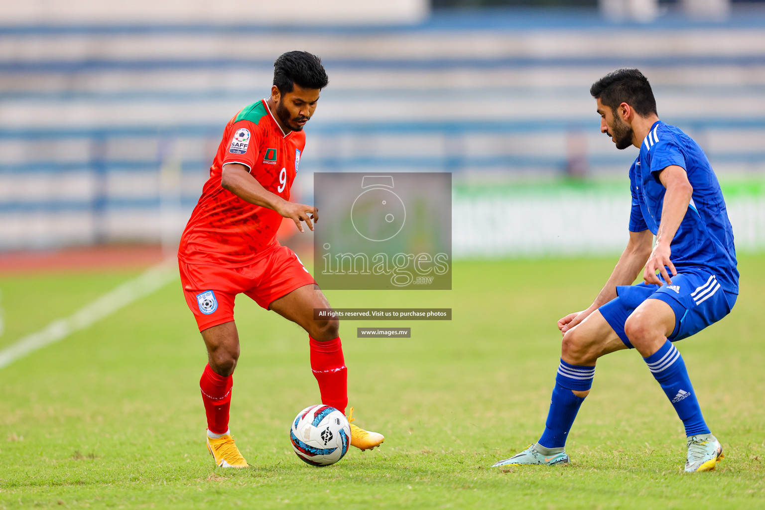 Kuwait vs Bangladesh in the Semi-final of SAFF Championship 2023 held in Sree Kanteerava Stadium, Bengaluru, India, on Saturday, 1st July 2023. Photos: Nausham Waheed, Hassan Simah / images.mv