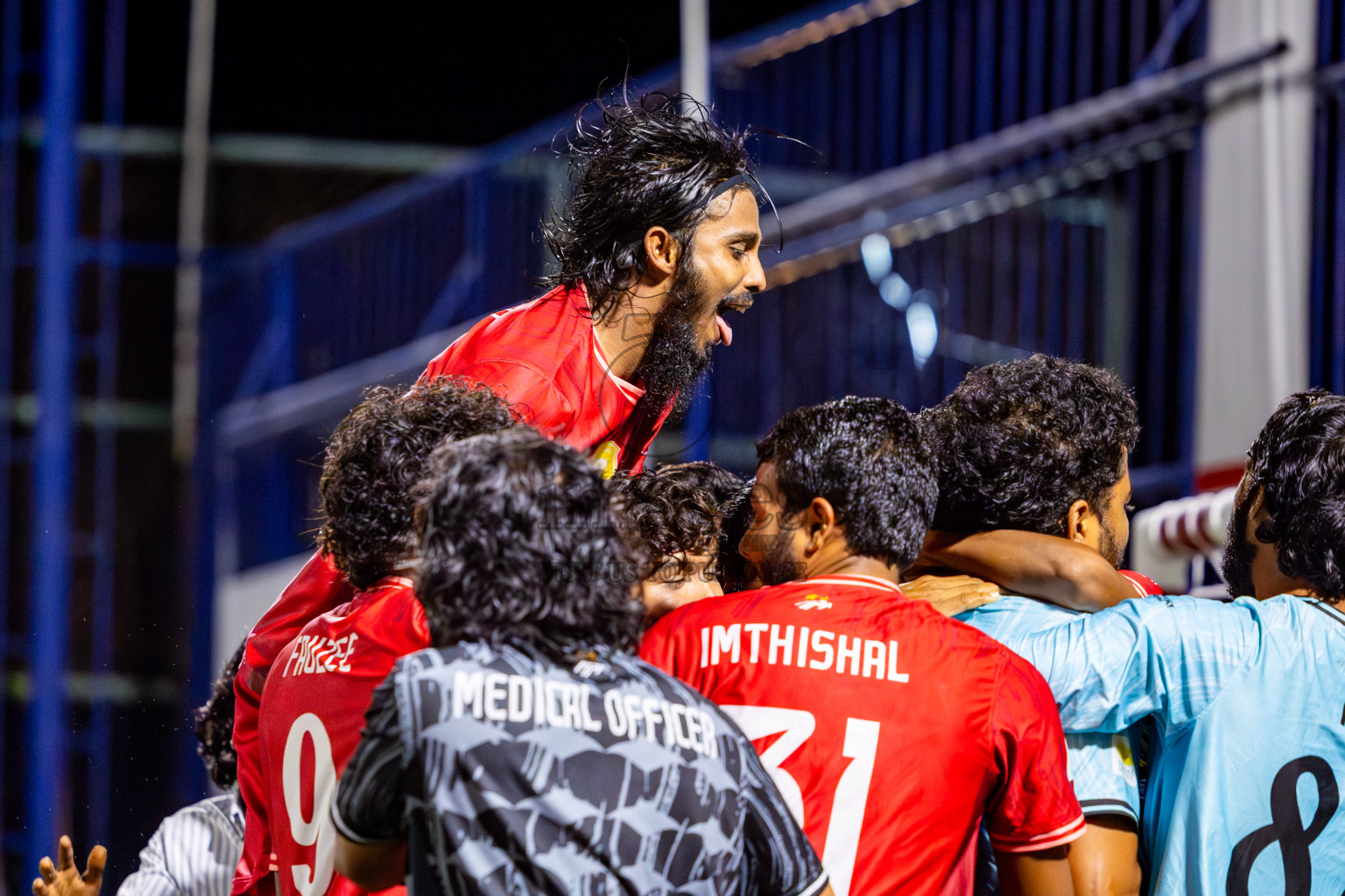 Eydhafushi vs Thulhaadhoo in Semi Finals of Better in Baa Futsal Fiesta 2025 Men's division held in B. Eydhafushi, Maldives on Saturday, 15th November 2025. Photos: Nausham Waheed / images.mv