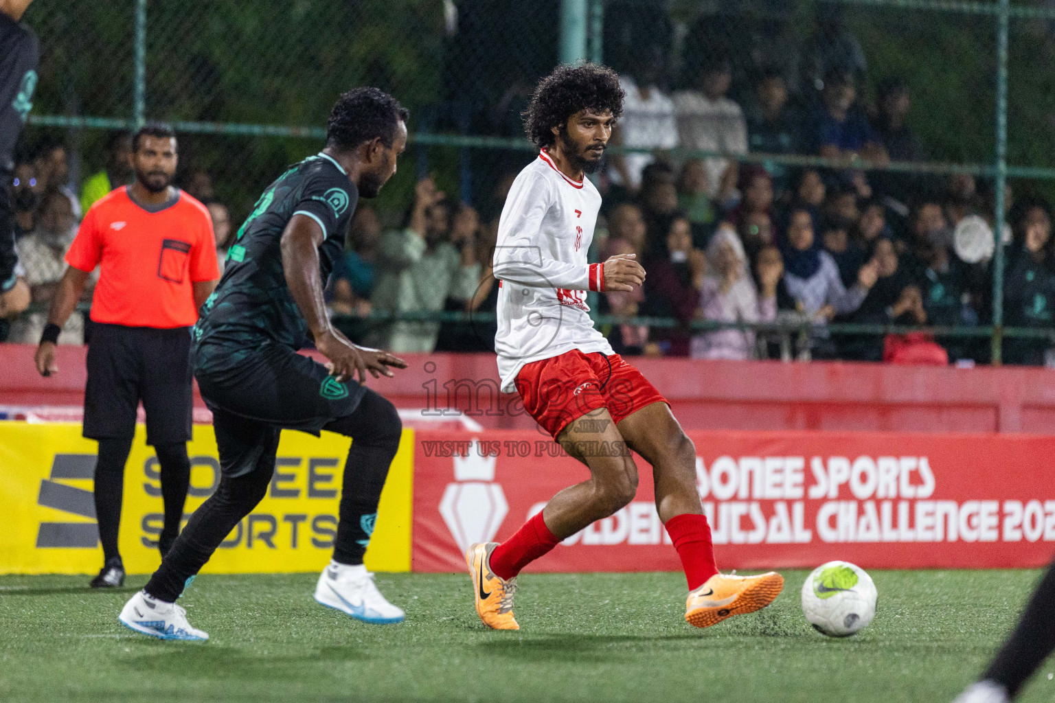 Dh Bandidhoo vs Dh Maaenboodhoo in Day 8 of Golden Futsal Challenge 2024 was held on Monday, 22nd January 2024, in Hulhumale', Maldives Photos: Nausham Waheed / images.mv