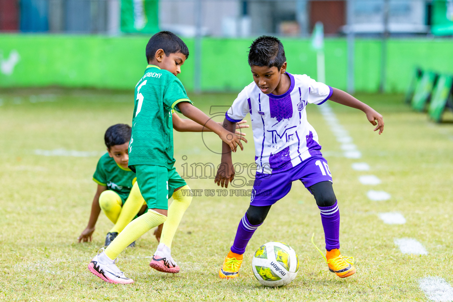Day 1 of MILO SVAM Juniors 2025 (U-8) was held at Henveiru Stadium in Male', Maldives on Thursday, 26th June 2025. Photos: Mohamed Mahfooz Moosa / images.mv