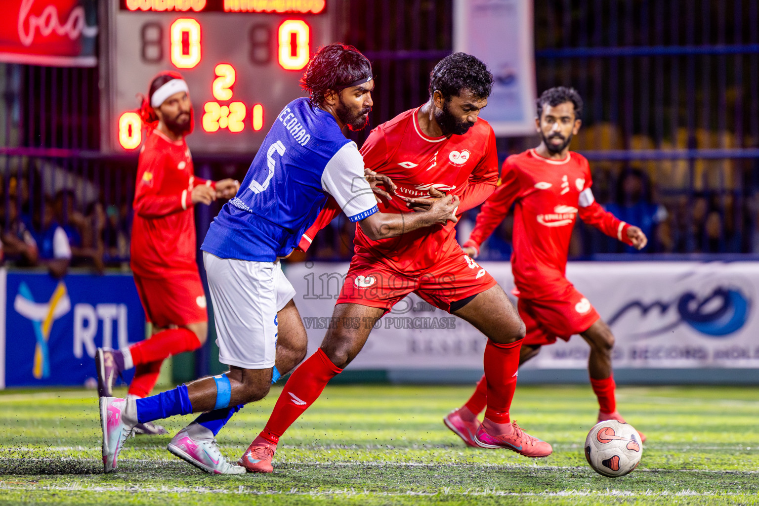 Goidhoo vs Hithaadhoo in Semi Finals of Better in Baa Futsal Fiesta 2025 Men's division held in B. Eydhafushi, Maldives on Saturday, 15th November 2025. Photos: Nausham Waheed / images.mv