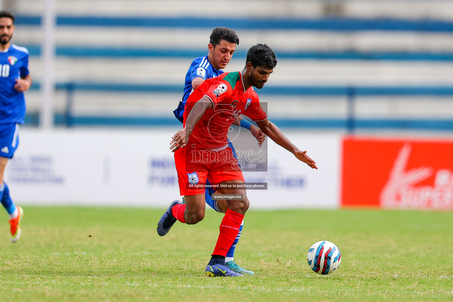 Kuwait vs Bangladesh in the Semi-final of SAFF Championship 2023 held in Sree Kanteerava Stadium, Bengaluru, India, on Saturday, 1st July 2023. Photos: Nausham Waheed, Hassan Simah / images.mv