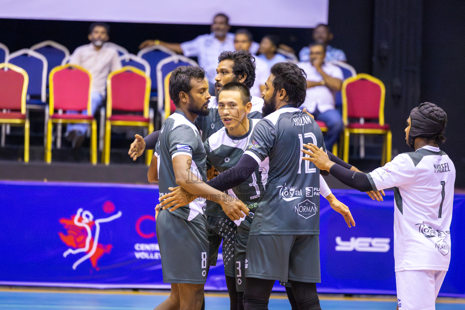 Dhadimagu Sports and Recreation vs Police Club in Day 2 of MILO VAM Cup 2025 held in Male', Maldives on Thursday, 26th June2025 at Social Center Indoor Hall 
Photos By: Ismail Thoriq / images.mv