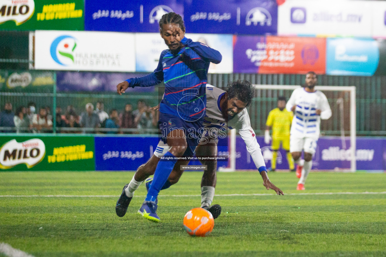 STO RC Vs Team Fenaka in the Quarter Finals of Club Maldives 2021 held in Hulhumale, Maldives on 13 December 2021. Photos: Nasam Thaufeeq