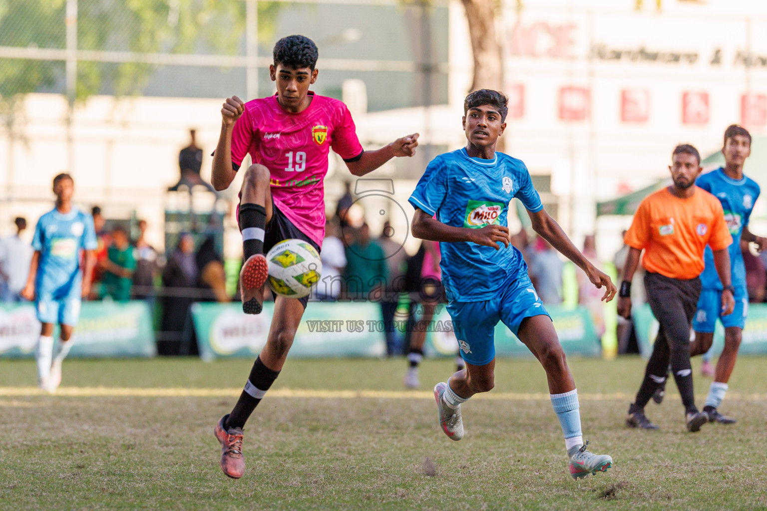 Day 4 of MILO Academy Championship 2025 (U14) was held on Sunday, 2nd November 2025 at Henveiru Football Grounds, Male', Maldives . 
Photos: Hassan Simah / images.mv