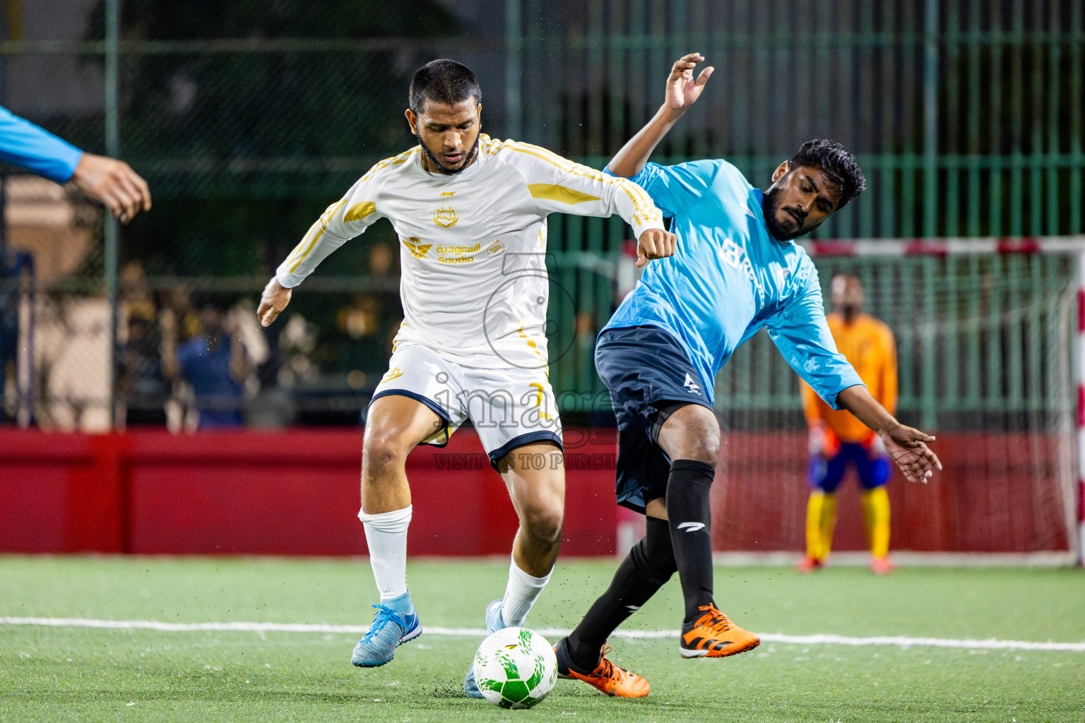 Hajj Club vs Club Apollo in Day 10 of Office League 2025 was held on Friday, 25th April 2025 in Hulhumale', Maldives. Photos: Nausham Waheed / images.mv