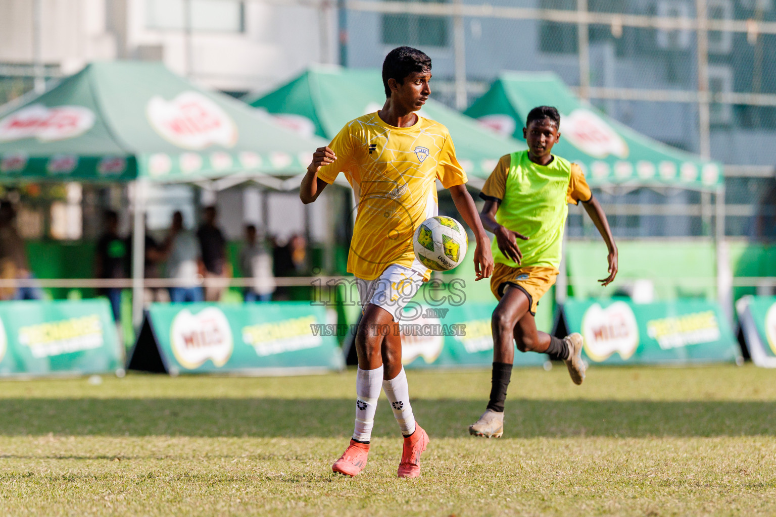 Day 4 of MILO Academy Championship 2025 (U14) was held on Sunday, 2nd November 2025 at Henveiru Football Grounds, Male', Maldives . 
Photos: Hassan Simah / images.mv