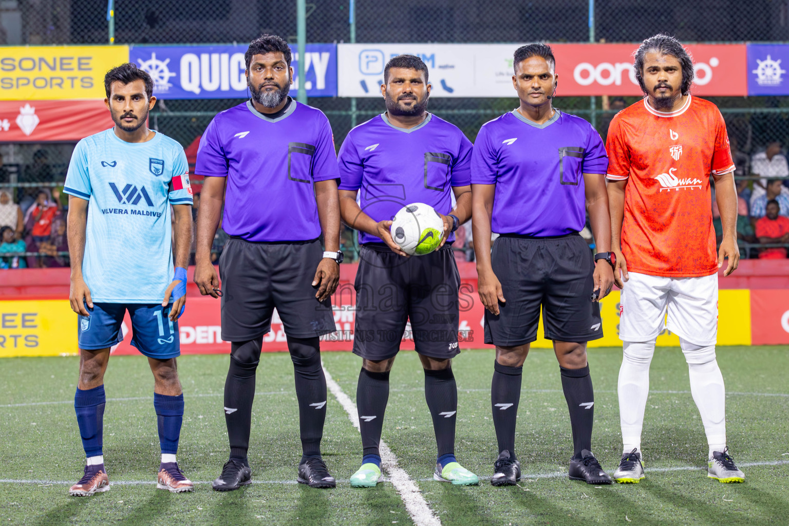 HA Utheemu vs HA Dhidhdhoo on Day 37 of Golden Futsal Challenge 2024 was held on Thursday, 22nd February 2024, in Hulhumale', Maldives
Photos: Ismail Thoriq / images.mv