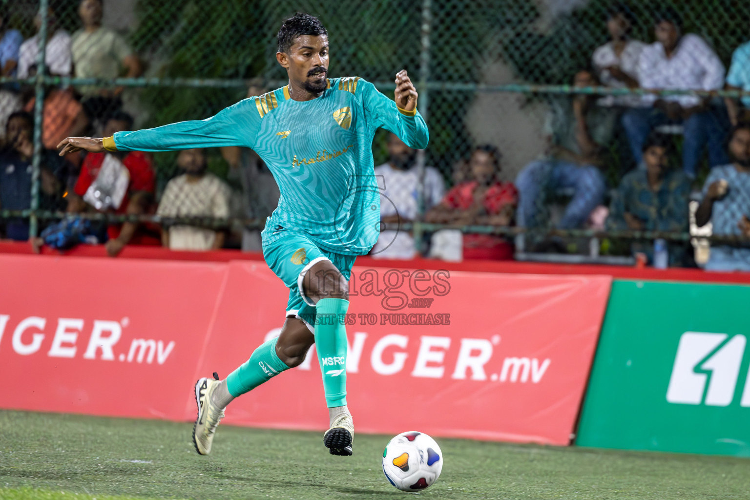 Maldivian vs Ooredoo in Club Maldives Cup 2024 held in Rehendi Futsal Ground, Hulhumale', Maldives on Thursday, 3rd October 2024.
Photos: Ismail Thoriq / images.mv