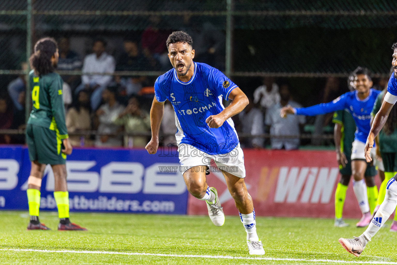 Customs Recreation Club (CRC) vs Club Fen in Day 1 of Club Maldives Cup 2025 was held in Rehendi Futsal Ground, Hulhumale', Maldives on Sunday, 28th September 2025. Photos: Ismail Thoriq / images.mv