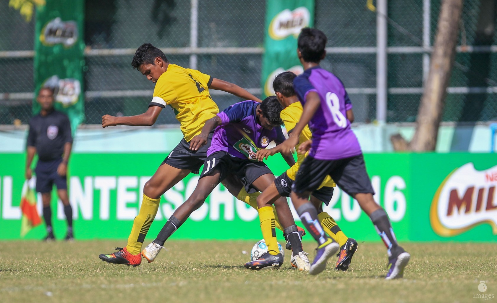 Thaajudheen School vs Ghiyassuddin School in Milo Interschool Football Tournament Under 14 category Thursday, March 17, 2016. (Images.mv Photo: Mohamed Ahsan)