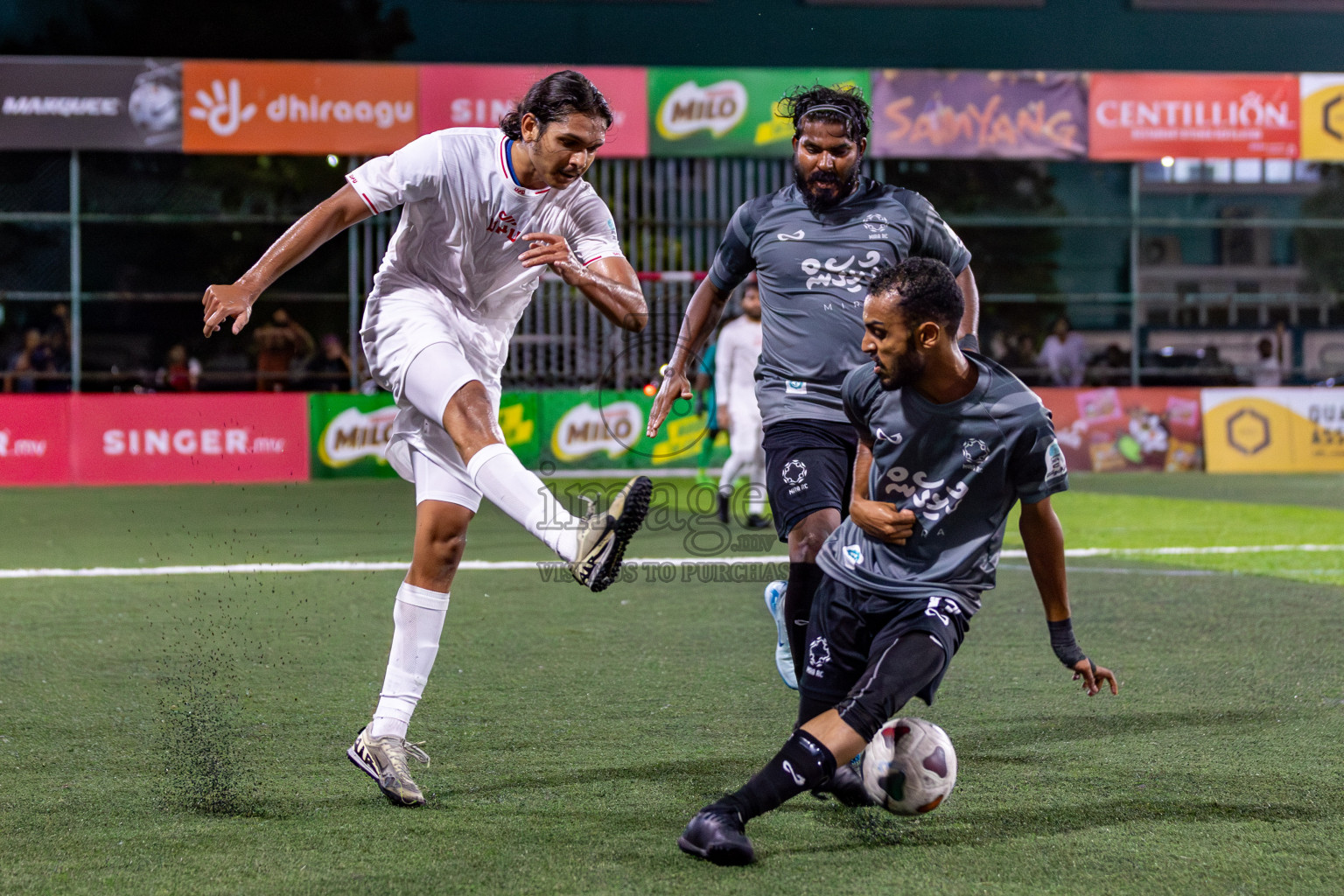 CRIMINAL COURT vs MIRA RC in Club Maldives Classic 2024 held in Rehendi Futsal Ground, Hulhumale', Maldives on Wednesday, 11th September 2024. 
Photos: Hassan Simah / images.mv