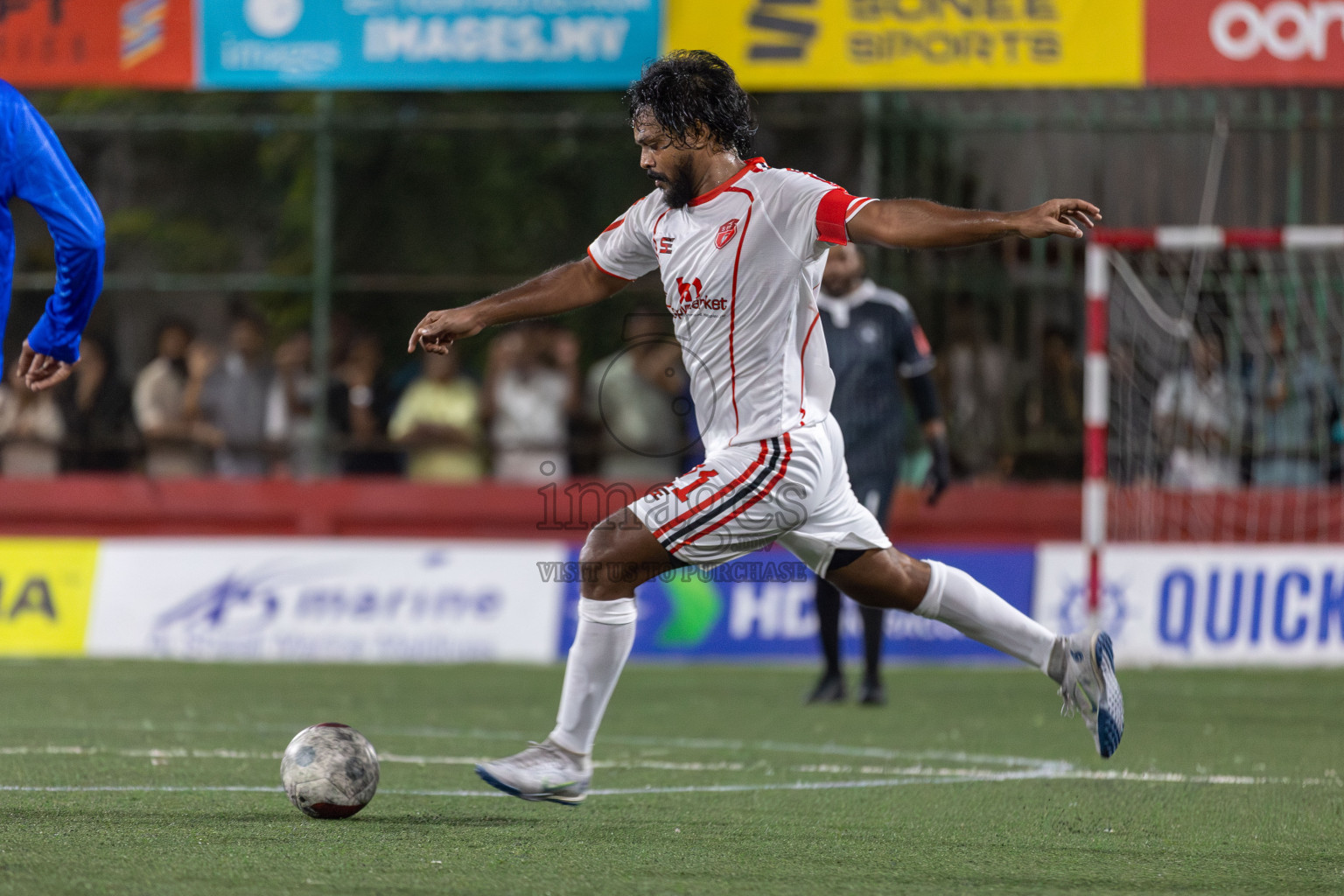 S. Feydhoo vs S. Hithadhoo in Day 13 of Golden Futsal Challenge 2024 was held on Saturday, 27th January 2024, in Hulhumale', Maldives Photos: Mohamed Mahfooz Moosa / images.mv