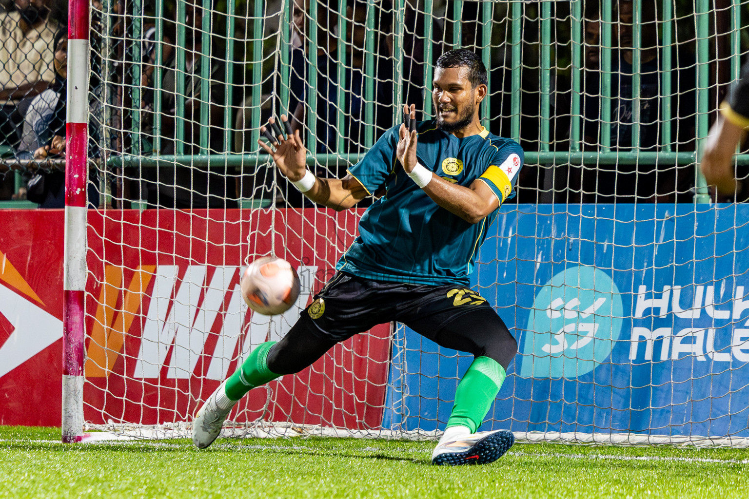Prison Club vs Fenaka in Day 2 of Club Maldives Cup 2025 was held in Rehendi Futsal Ground, Hulhumale', Maldives on Monday, 29th September 2025. Photos: Nausham Waheed / images.mv