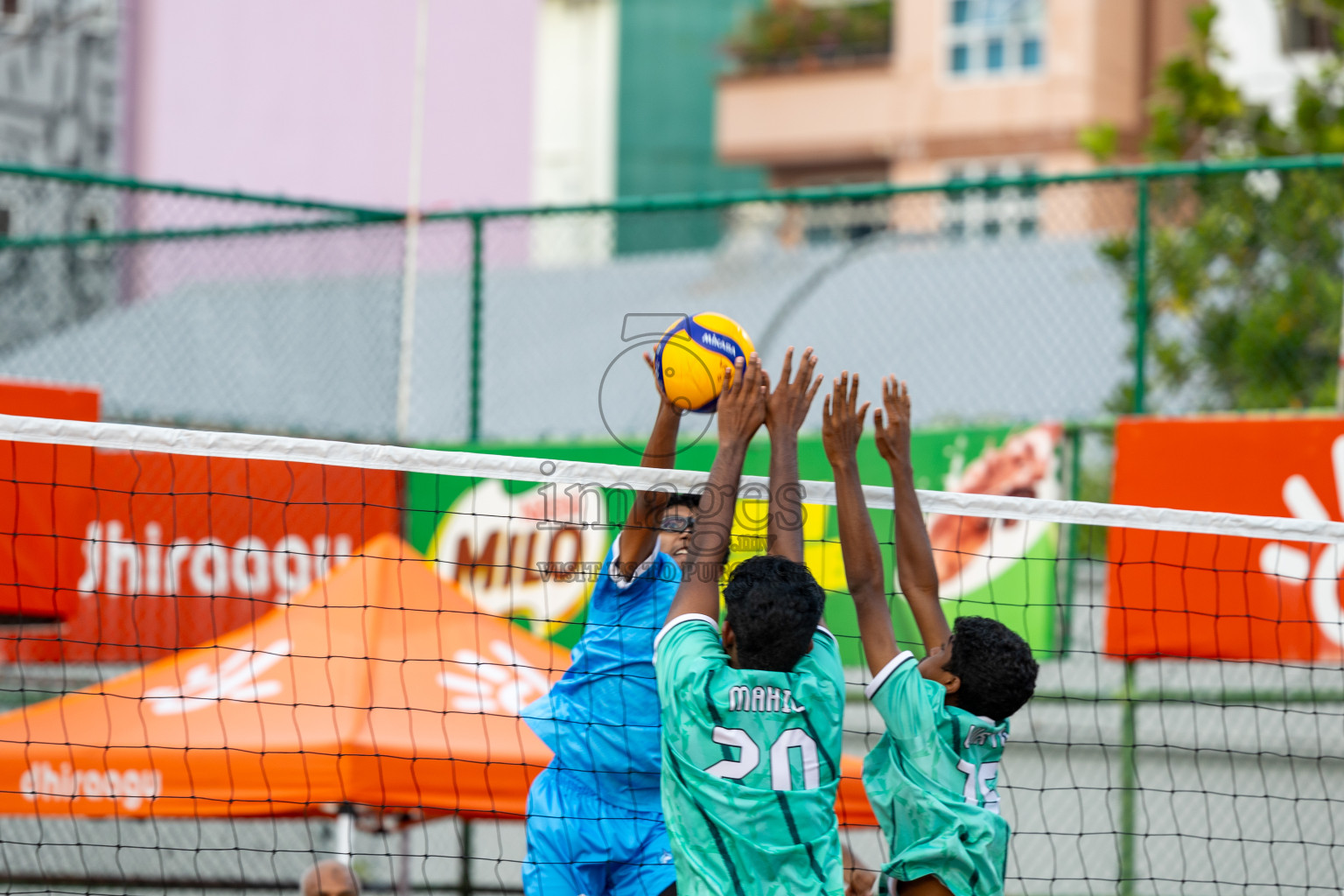 Day 5 of Interschool Volleyball Tournament 2024 was held in Ekuveni Volleyball Court at Male', Maldives on Wednesday, 27th November 2024.
Photos: Ismail Thoriq / images.mv