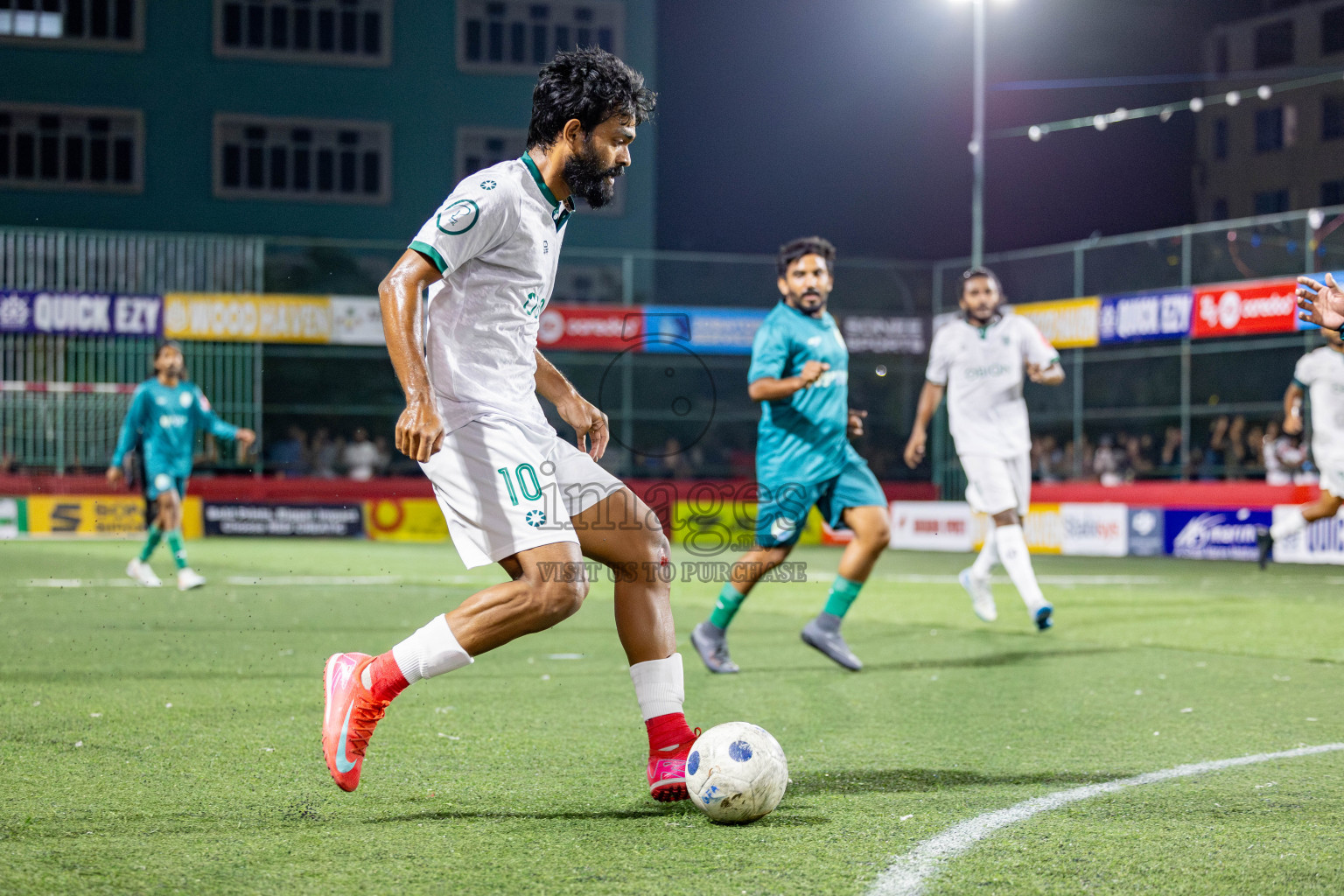 GA. Villingili VS Dhadimagu in zone round on Day 32 of Golden Futsal Challenge 2025 was held on Wednesday , 5th February 2025, in Hulhumale', Maldives. 
Photos: Hassan Simah / images.mv