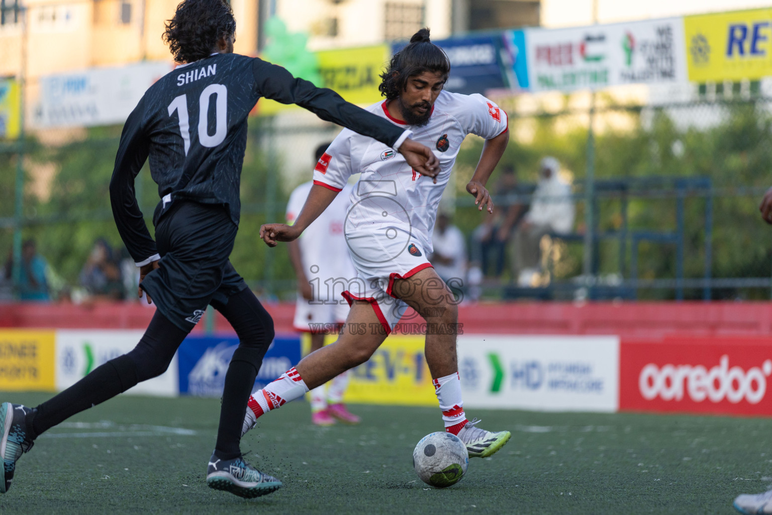 F Feeali VS F Dharanboodhoo in Day 13 of Golden Futsal Challenge 2024 was held on Saturday, 27th January 2024, in Hulhumale', Maldives Photos: Nausham Waheed / images.mv