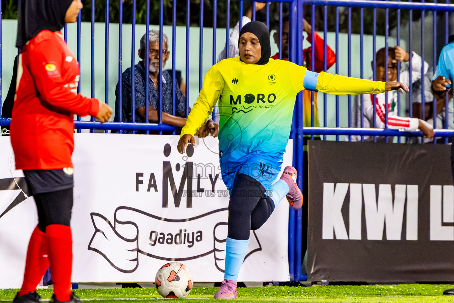 Kihaadhoo vs Goidhoo in Day 1 of Better in Baa Futsal Fiesta 2025 Woman's division held in B. Eydhafushi, Maldives on Wednesday, 5th November 2025. Photos: Nausham Waheed / images.mv