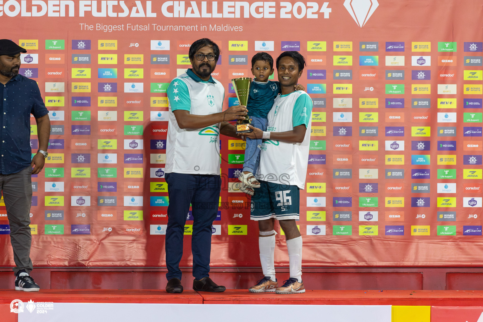 R Dhuvaafaru vs R Alifushi in Day 18 of Golden Futsal Challenge 2024 was held on Thursday, 1st February 2024, in Hulhumale', Maldives Photos: Mohamed Mahfooz Moosa, / images.mv