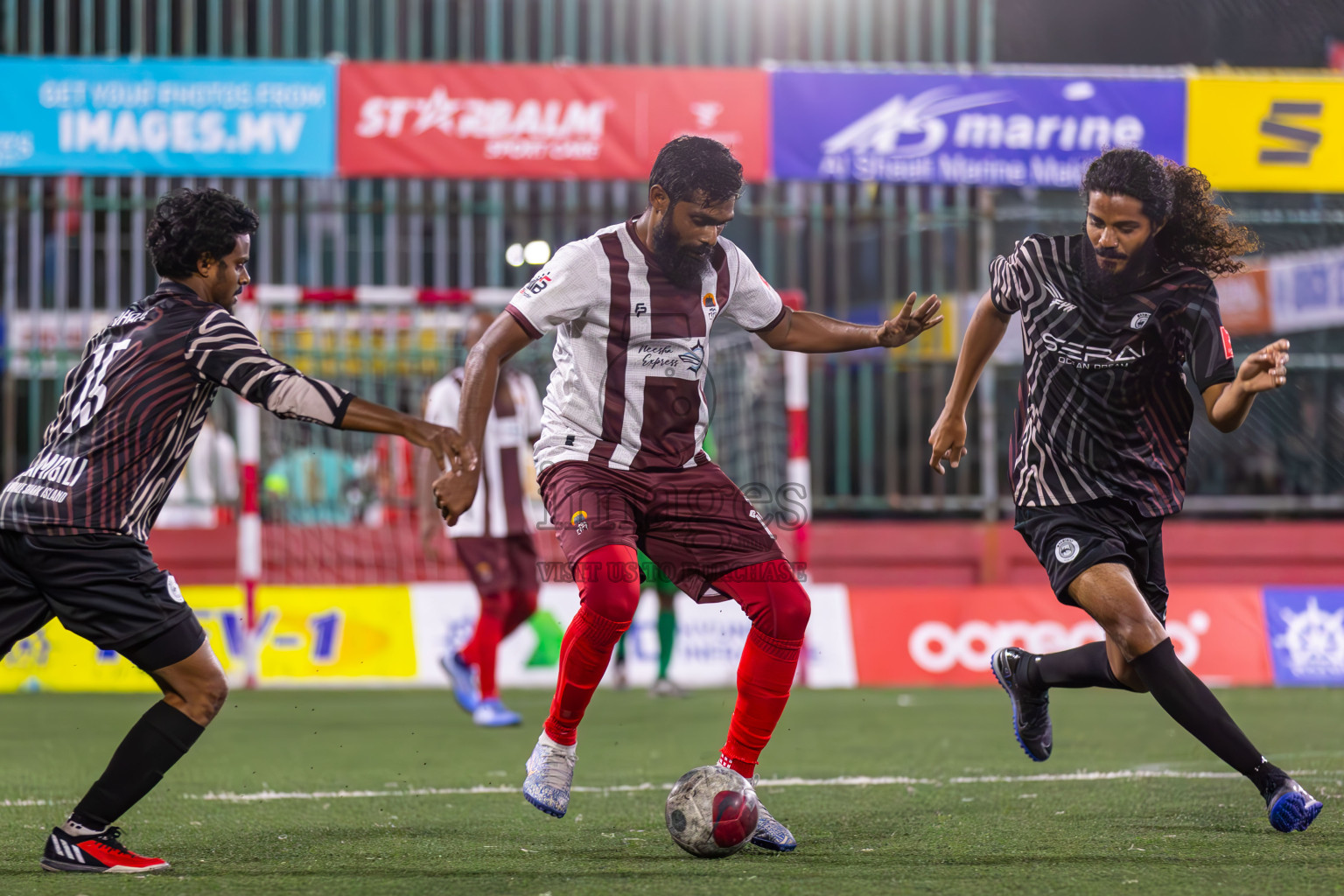 ADh Maamigili vs ADh Fenfushi in Day 12 of Golden Futsal Challenge 2024 was held on Friday, 26th January 2024, in Hulhumale', Maldives
Photos: Ismail Thoriq / images.mv