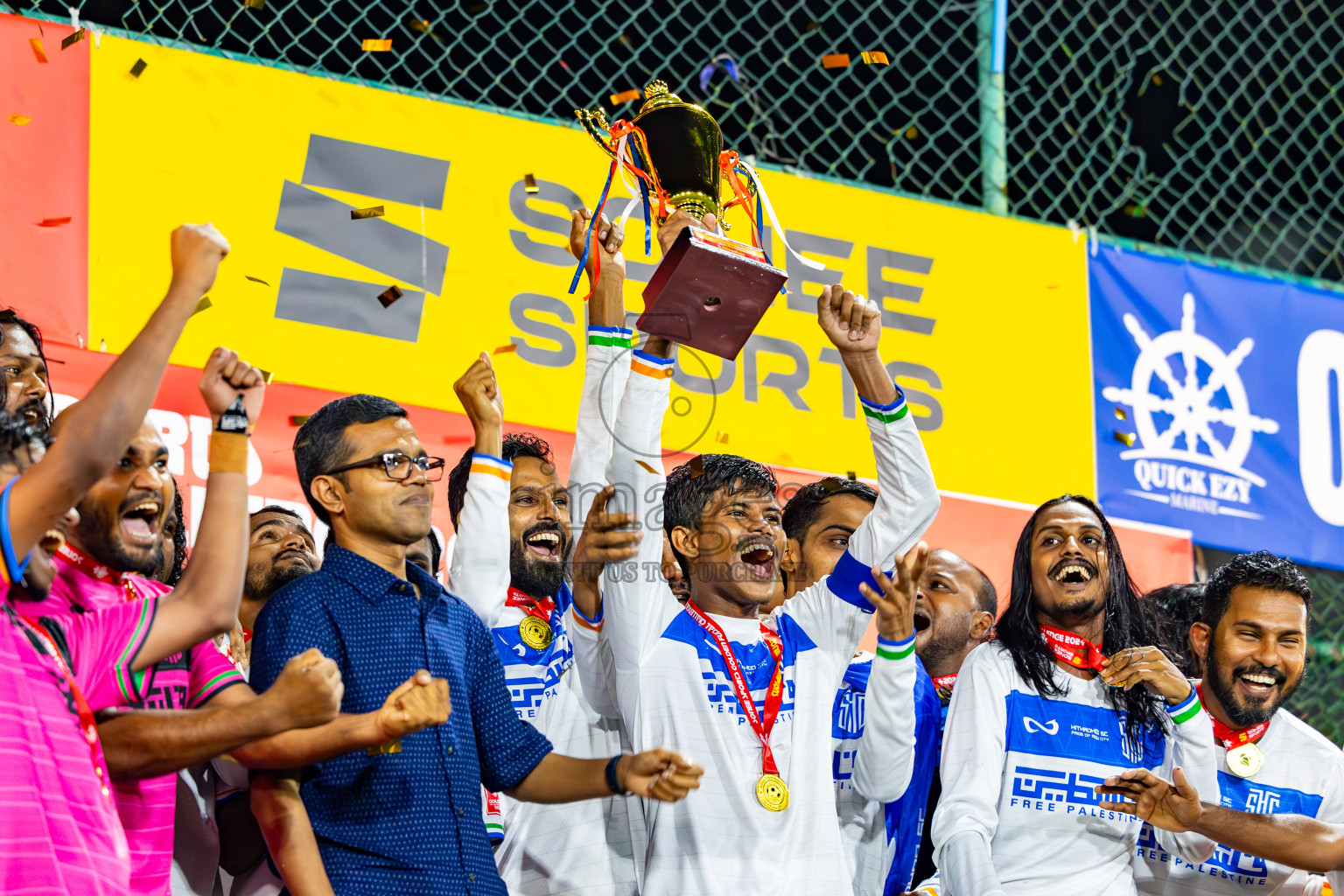 Dhadimagu vs S Hithadhoo on Day 39 of Golden Futsal Challenge 2024 was held on Saturday, 24th February 2024, in Hulhumale', Maldives 
Photos: Mohamed Mahfooz Moosa/ images.mv