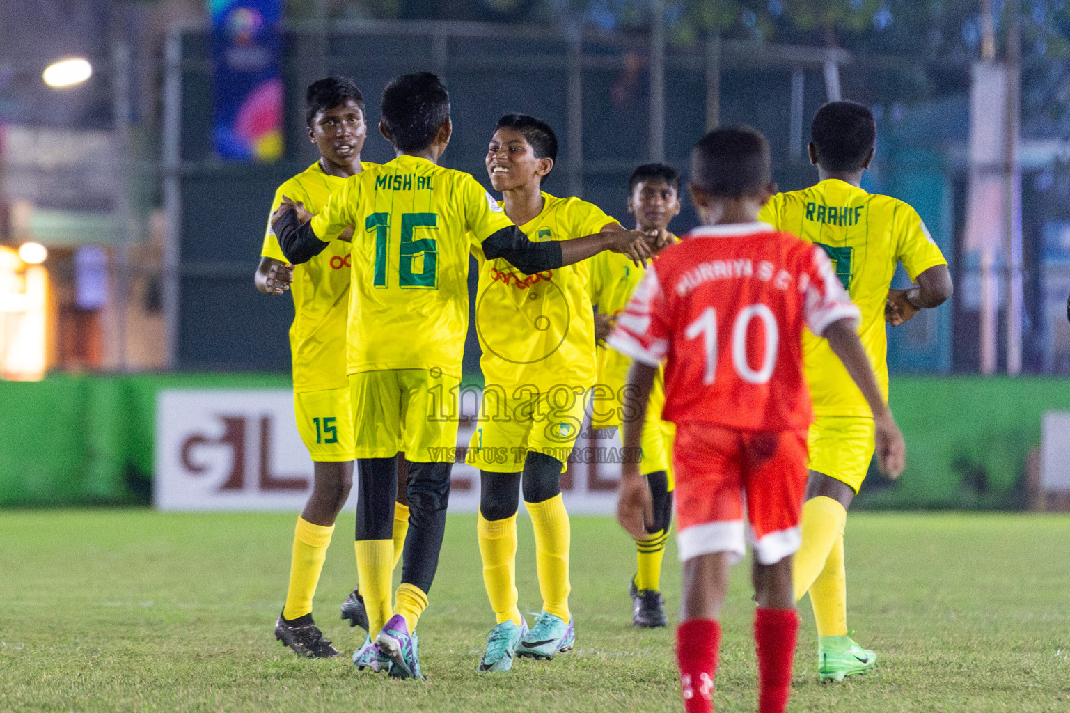 Maziya vs Hurriya (U12) in Day 4 of Dhivehi Youth League 2024 held at Henveiru Stadium on Thursday, 28th November 2024. Photos: Shuu Abdul Sattar/ Images.mv