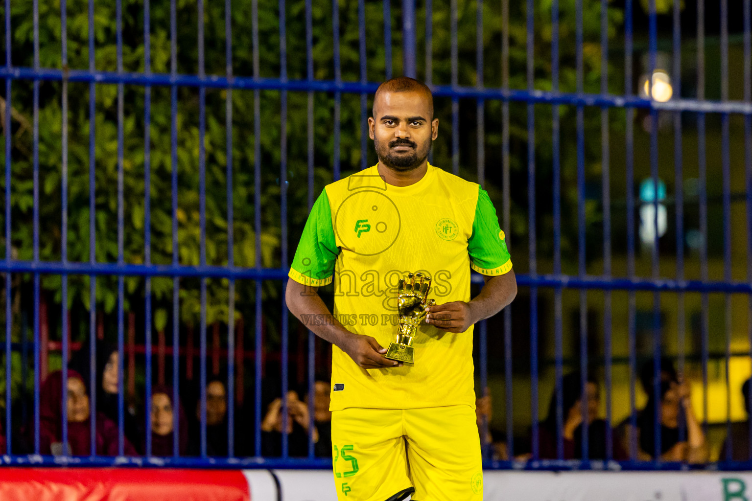 Closing Ceremony of Better in Baa Futsal Fiesta 2025 held in B. Eydhafushi, Maldives on Monday, 17th November 2025. Photos: Nausham Waheed / images.mv