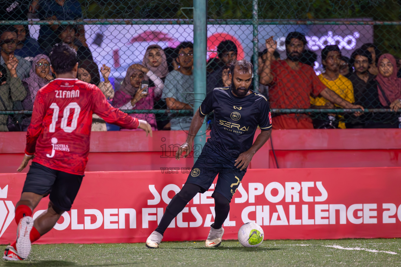 ADh Maamigili vs ADh Mahibadhoo on Day 36 of Golden Futsal Challenge 2024 was held on Wednesday, 21st February 2024, in Hulhumale', Maldives
Photos: Ismail Thoriq, / images.mv