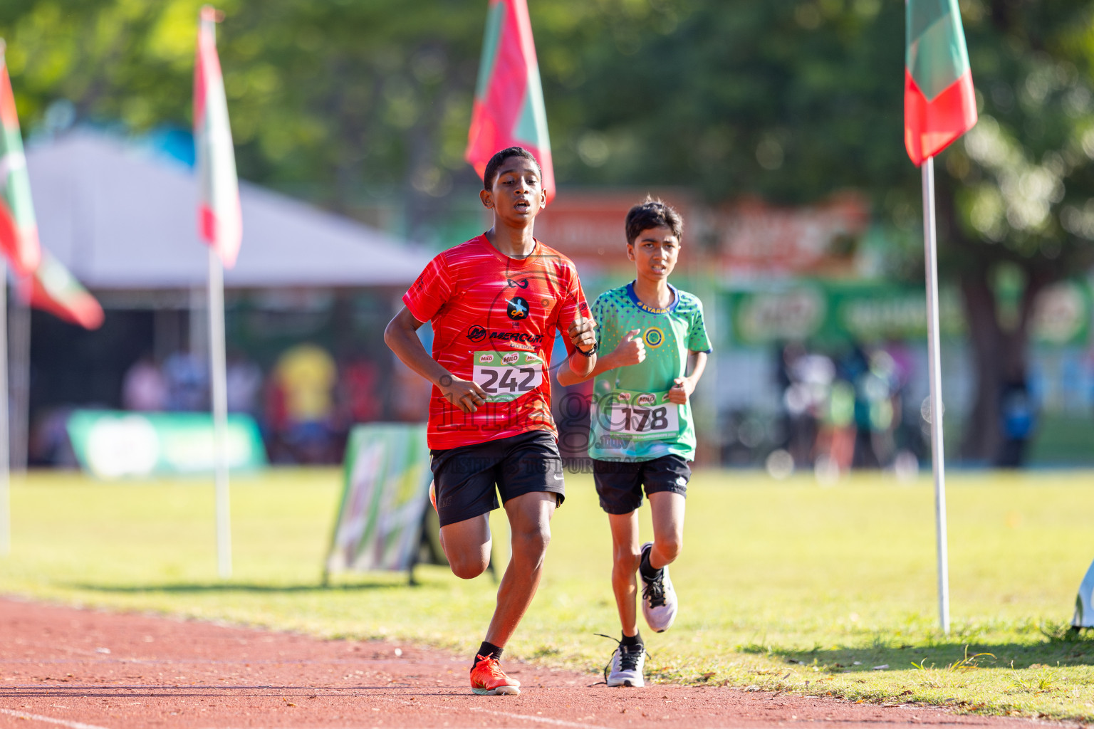 Day 1 of 12th Milo Association Championships was held in Ekuveni Track at Male', Maldives on Thursday, 24th April 2025.
Photos: Ismail Thoriq / images.mv
