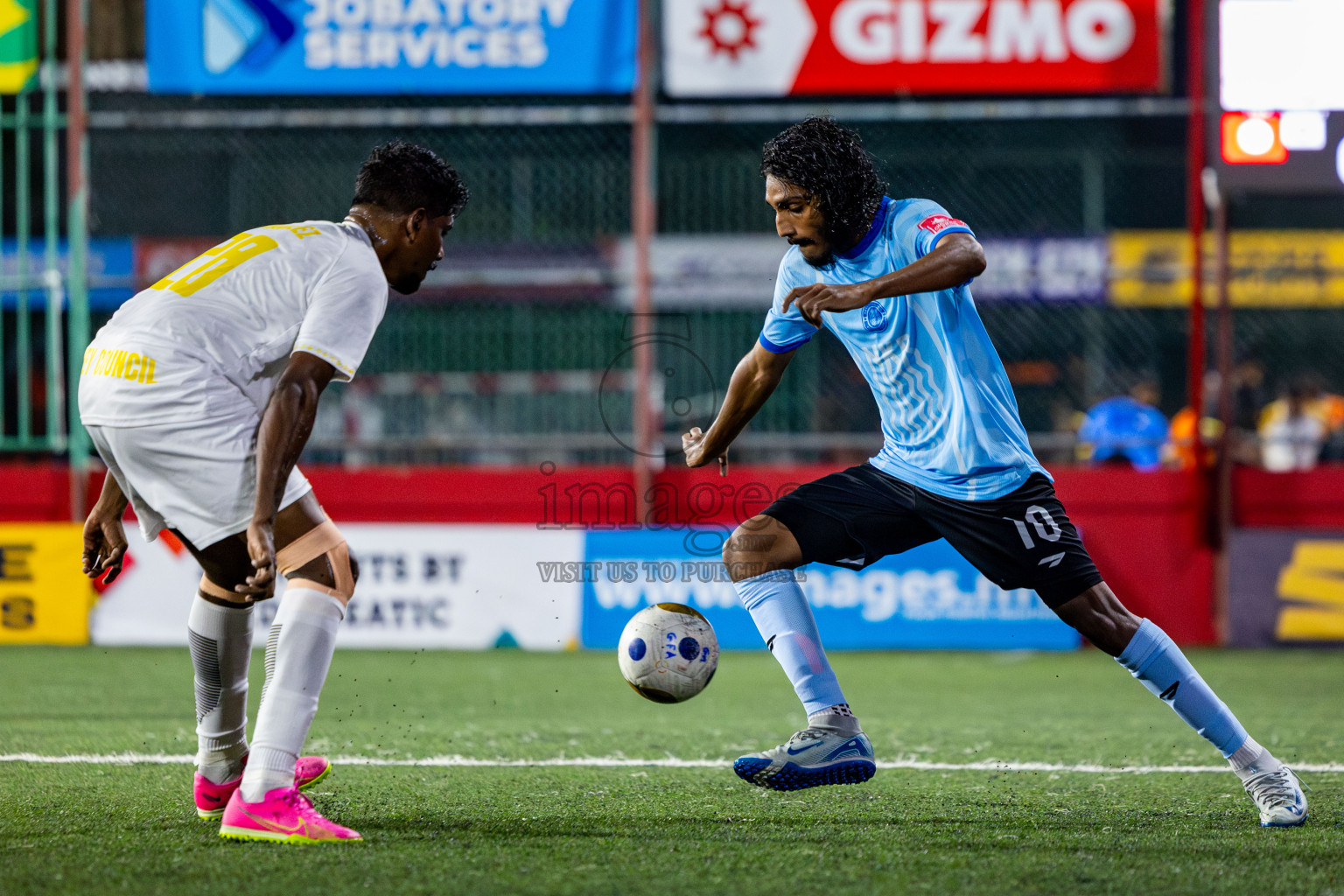 Hdh Neykurendhoo VS Hdh Finey in Day 9 of Golden Futsal Challenge 2025 was held on Monday, 13th January 2025, in Hulhumale', Maldives Photos: Nausham Waheed , Ismail Thoriq / images.mv