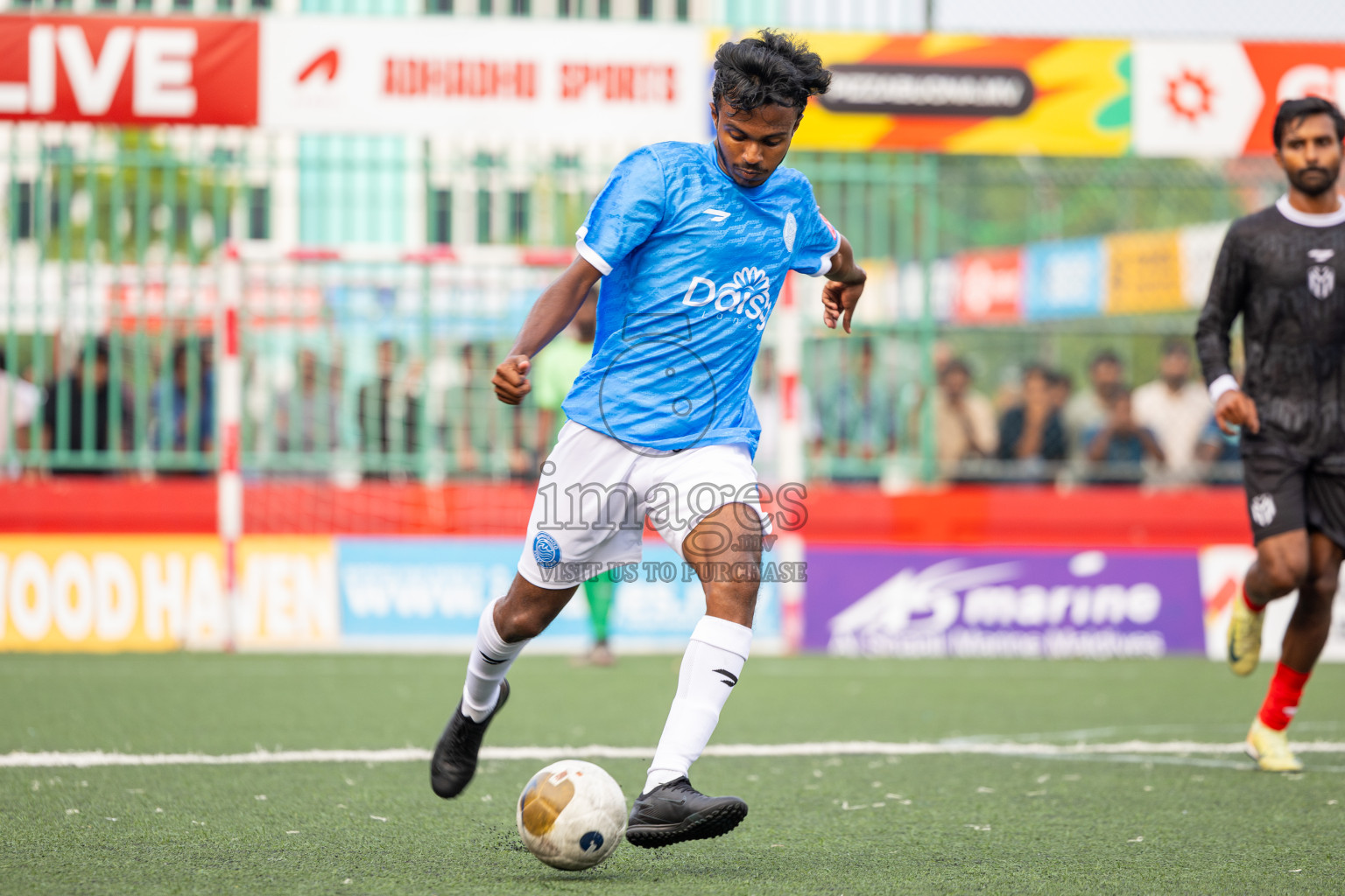 Dh Bandidhoo vs Dh Maaenboodhoo in Day 13 of Golden Futsal Challenge 2025 was held on Friday, 17th January 2025, in Hulhumale', Maldives Photos: Ismail Thoriq / images.mv