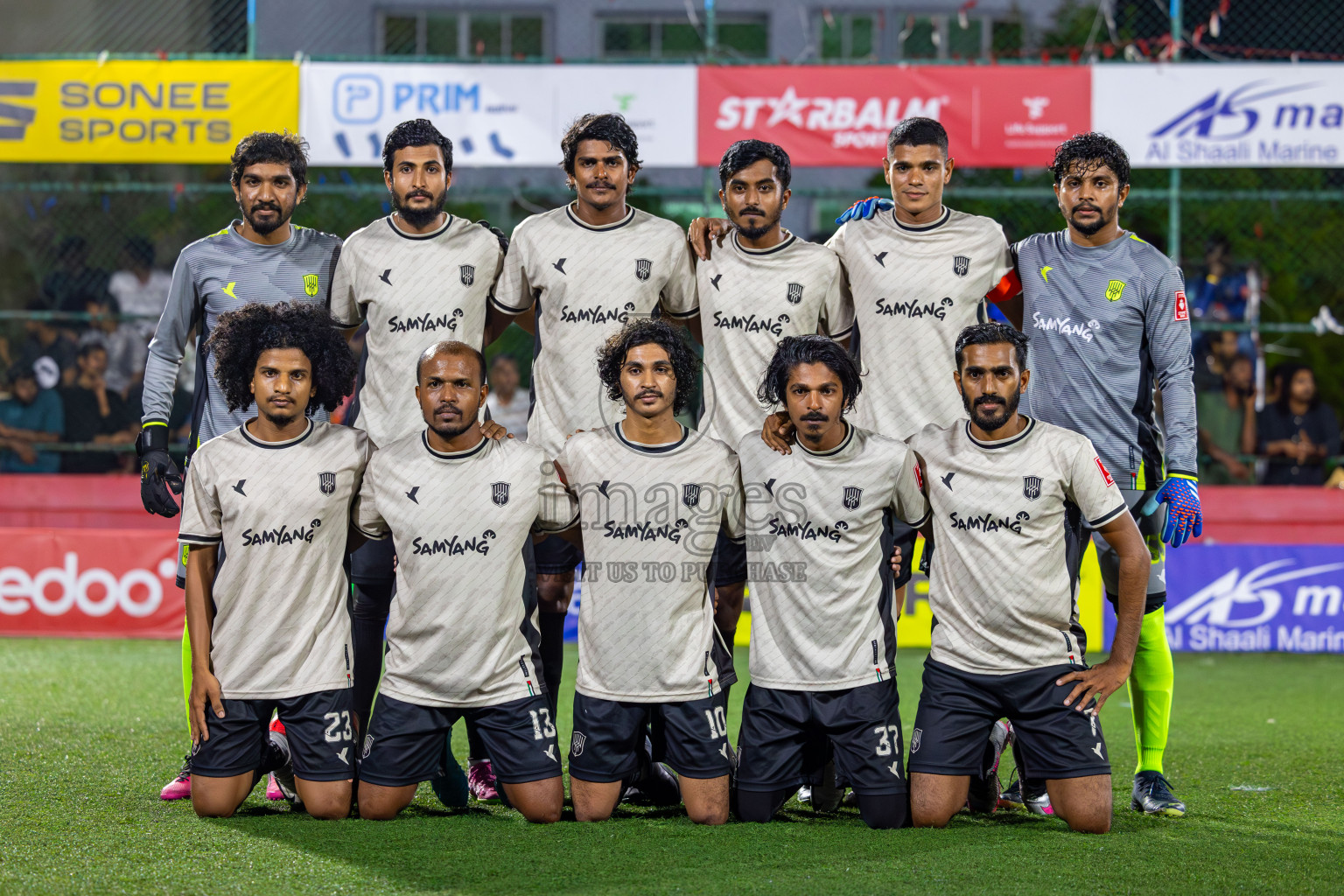 B Eydhafushi vs Lh Kurendhoo on Day 34 of Golden Futsal Challenge 2024 was held on Monday, 19th February 2024, in Hulhumale', Maldives
Photos: Mohamed Mahfooz Moosa / images.mv