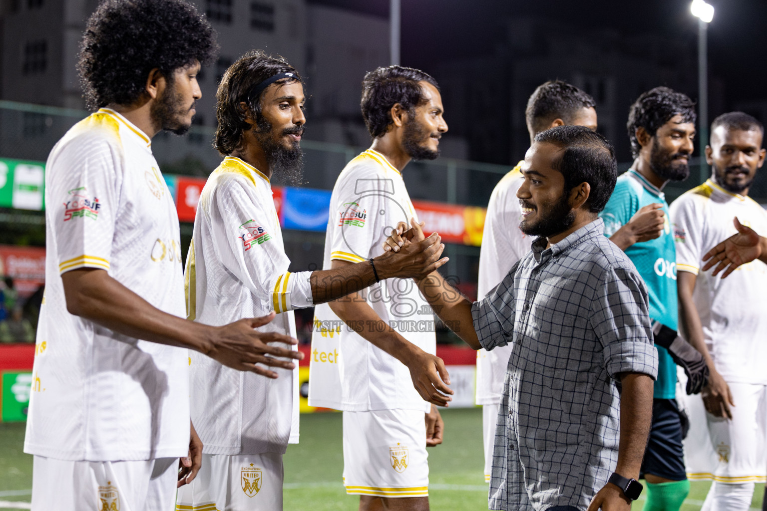 B Fehendhoo VS B Eydhafushi in Day 21 of Golden Futsal Challenge 2025 was held on Saturday, 25 January 2025, in Hulhumale', Maldives. 
Photos: Hassan Simah / images.mv