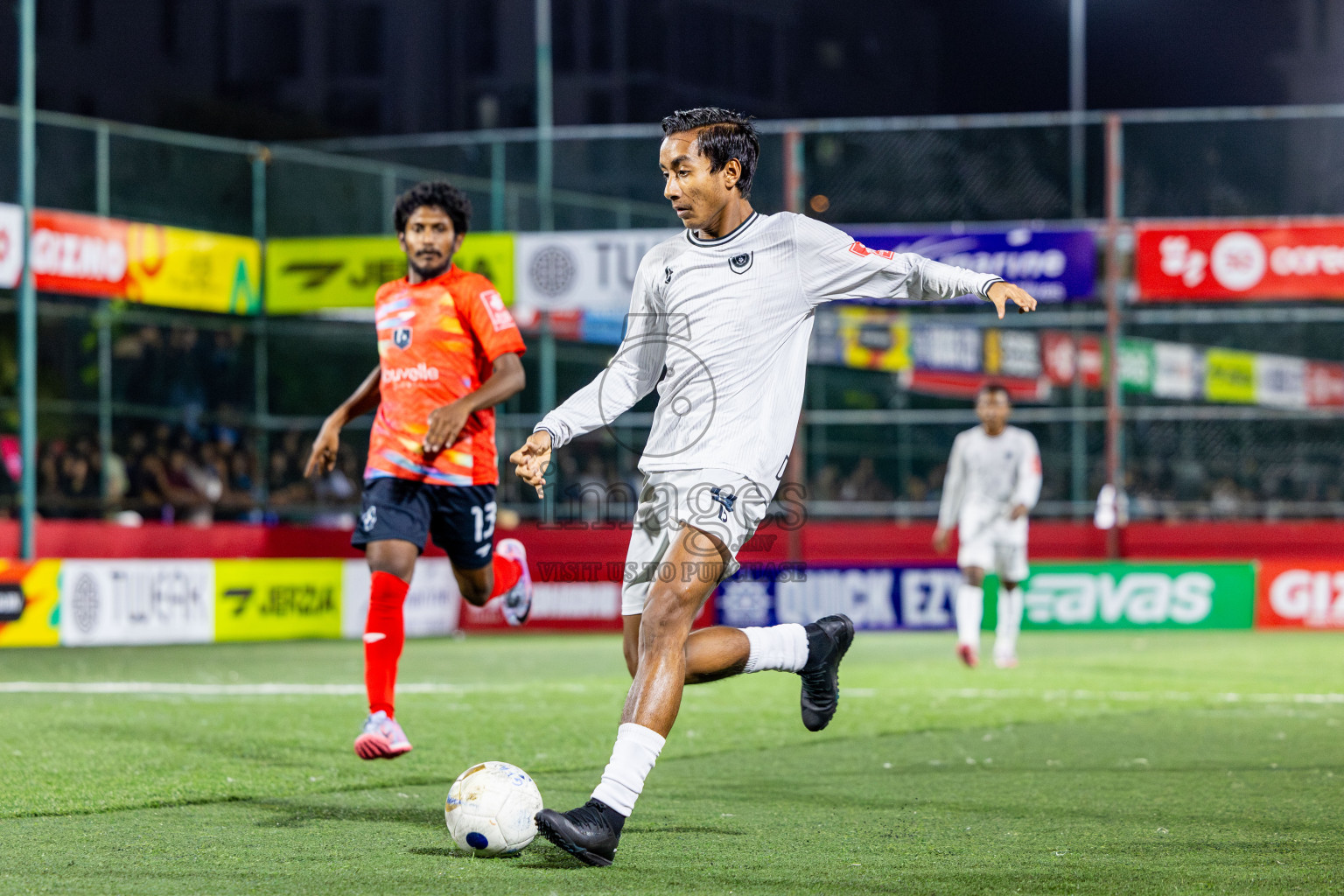 SH Kanditheemu vs R Dhuvaafaru in Zone round Day 27 of Golden Futsal Challenge 2025 was held on Friday , 31st January 2025, in Hulhumale', Maldives. Photos: Nausham Waheed / images.mv
