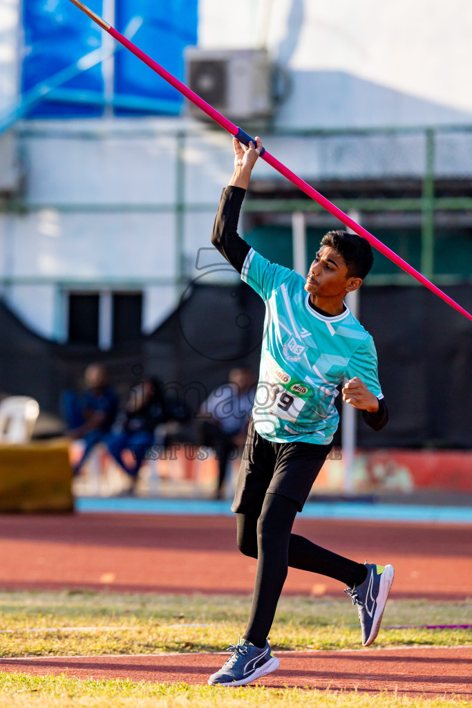 Day 2 of Inter-school Athletics Championship 2025 held in Ekuveni Synthetic Track, Male', Maldives on Tuesday, 07th October 2025. Photos by: Nausham Waheed / Images.mv