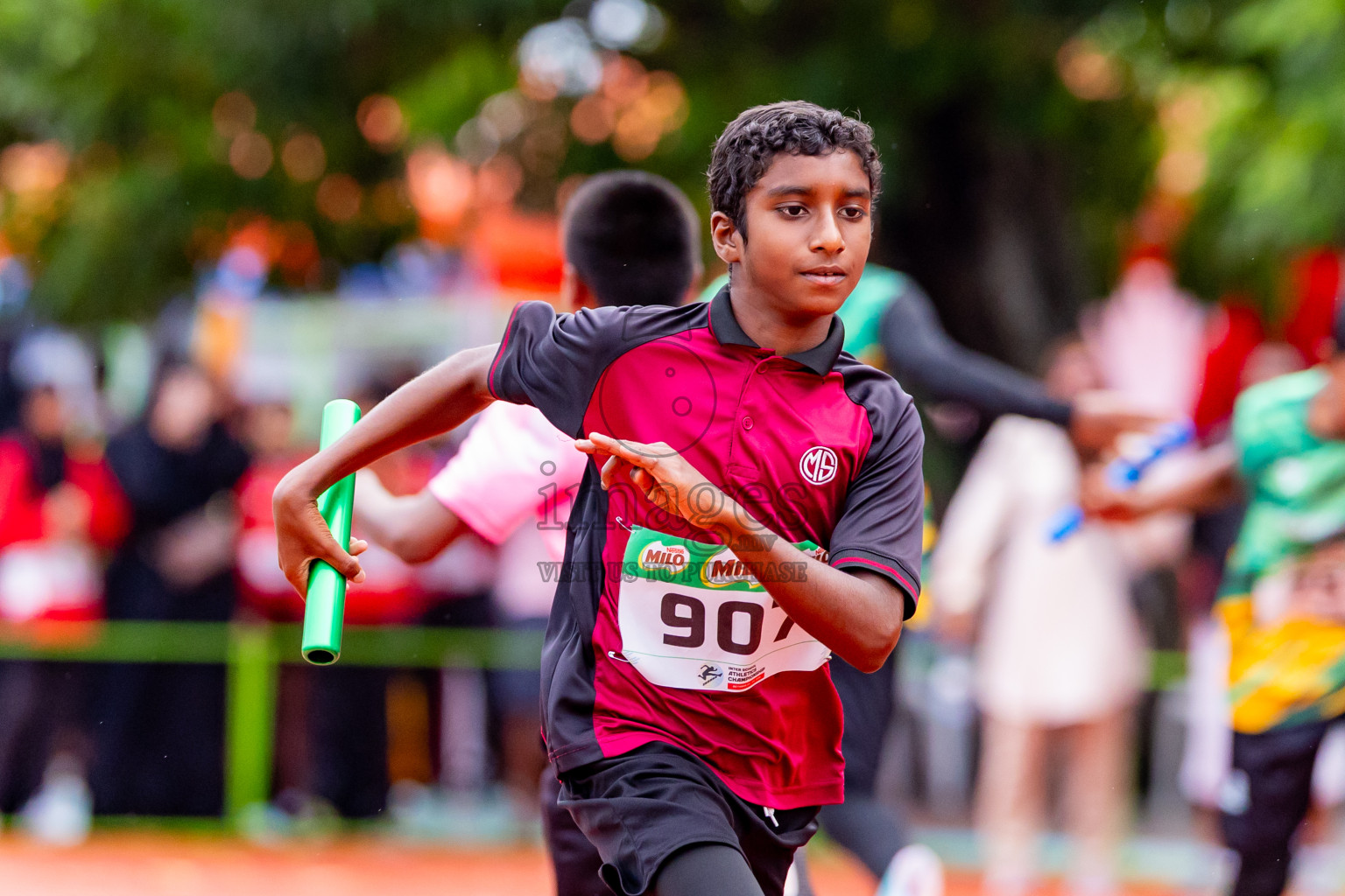 Day 6 of Inter-school Athletics Championship 2025 held in Ekuveni Synthetic Track, Male', Maldives on Sunday, 12th October 2025. Photos by: Nausham Waheed / Images.mv